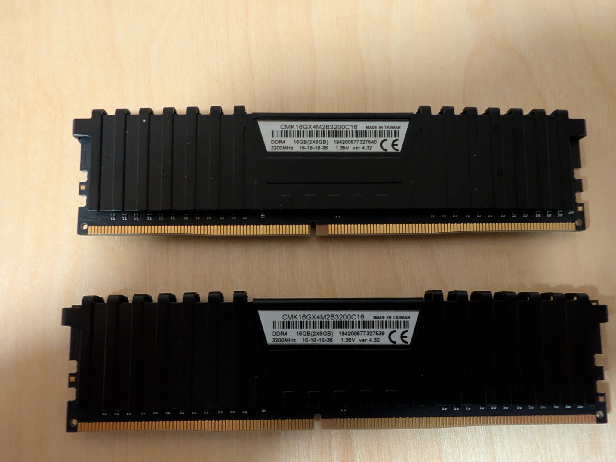 Corsair Vengeance LPX 16GB (2x8GB) DDR4 3200MHz C16 Desktop RAM - Black
