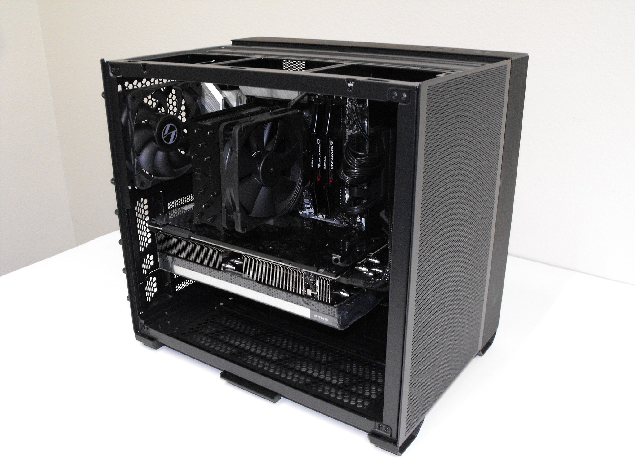 PC on Sale! Ryzen 9 5900X, RTX 3090Ti, 32GB DDR4-3200 RAM, 1TB SSD
