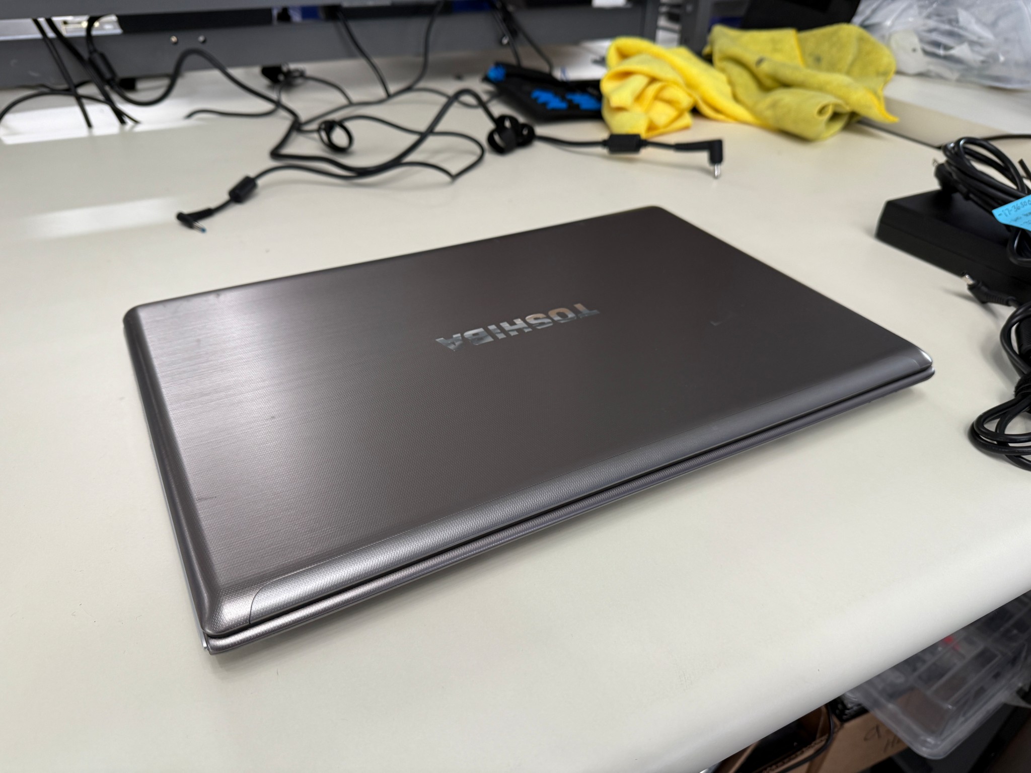 Toshiba Satellite P870- i7-3630QM+GeForce GT 630m+ 32GB Ram+ 256 SSD+W10