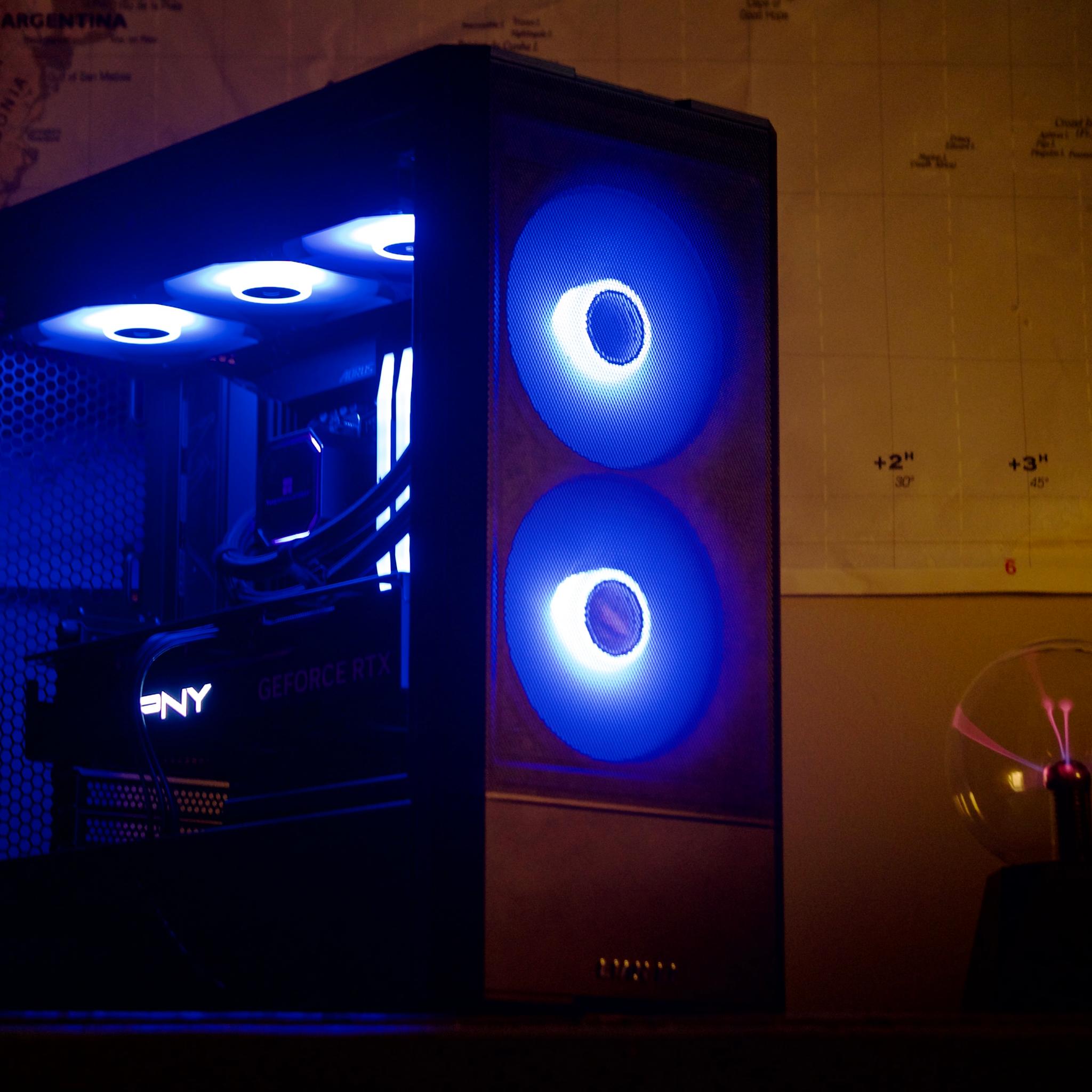 PURE PERFORMANCE PC | RTX 4080 | Ryzen 7 9700X  | 32GB DDR5 | 1 TB | Windows 11 Pro