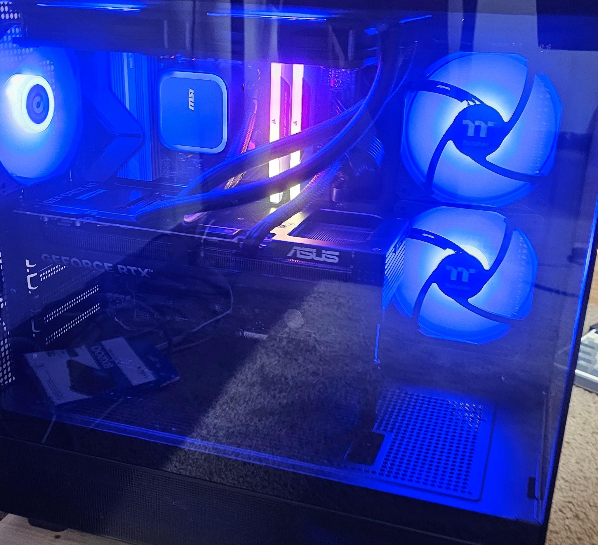 Custom High-End Build. 4k 200+ fps gaming | RTX 5070Ti | Ryzen 7 9800x3d