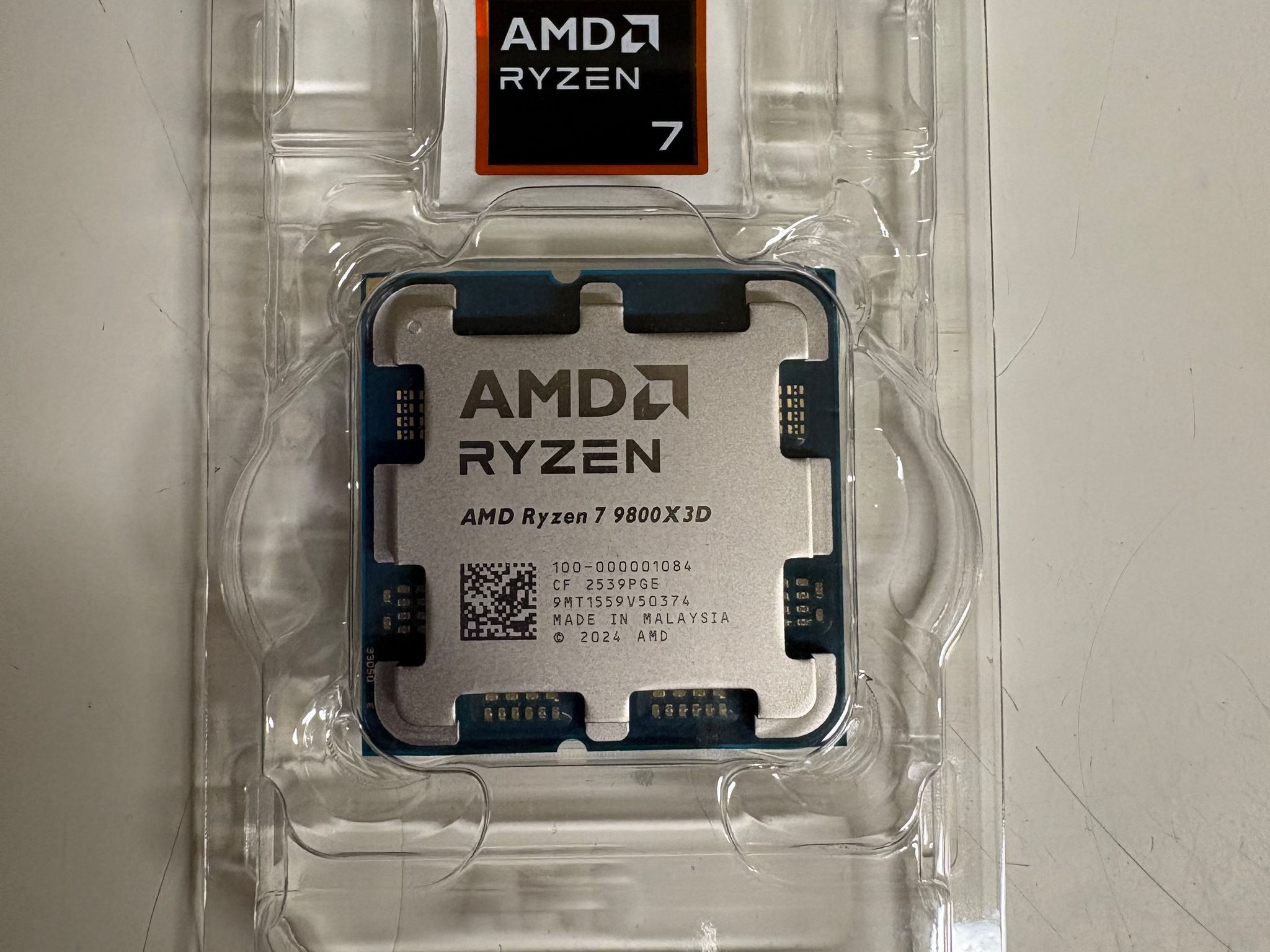 AMD Ryzen 7 9800X3D
