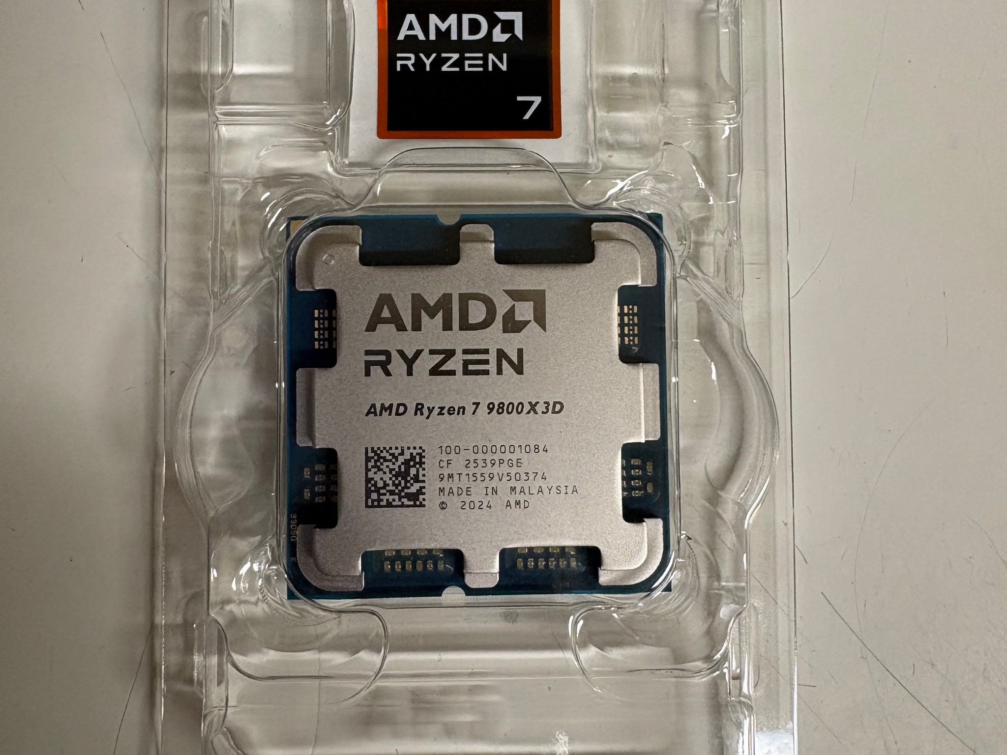 AMD Ryzen 7 9800X3D