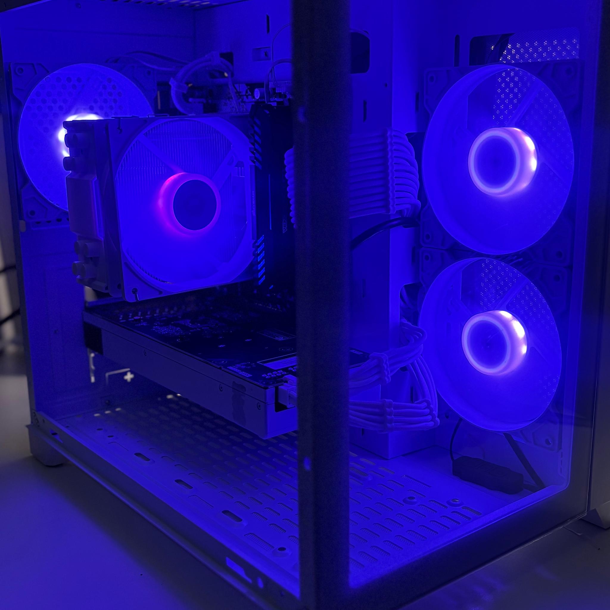 White Gaming PC - RTX 3070, Ryzen 5 3600, 16GB RAM, 512GB SSD