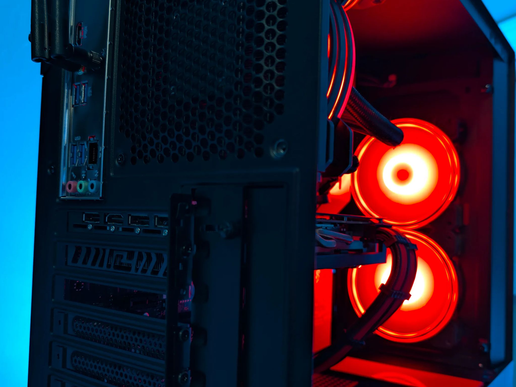Ryzen 5 5500, RX 6700XT, 32GB Ram | 1440P Gaming and Streaming PC