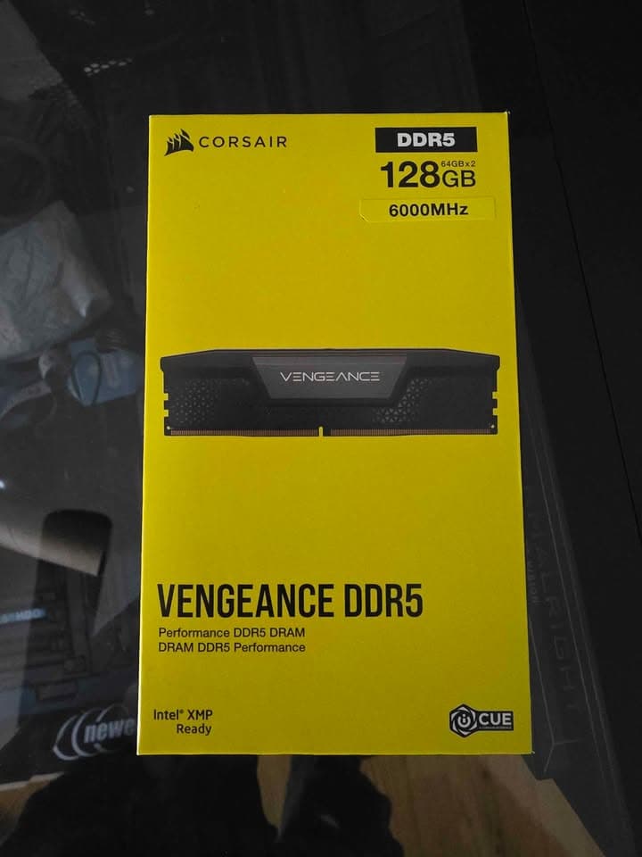 CORSAIR - VENGEANCE 128GB (2x64GB) DDR5 DRAM 6000MT/s CL40 Memory Kit Black | 2 Yr. Warranty