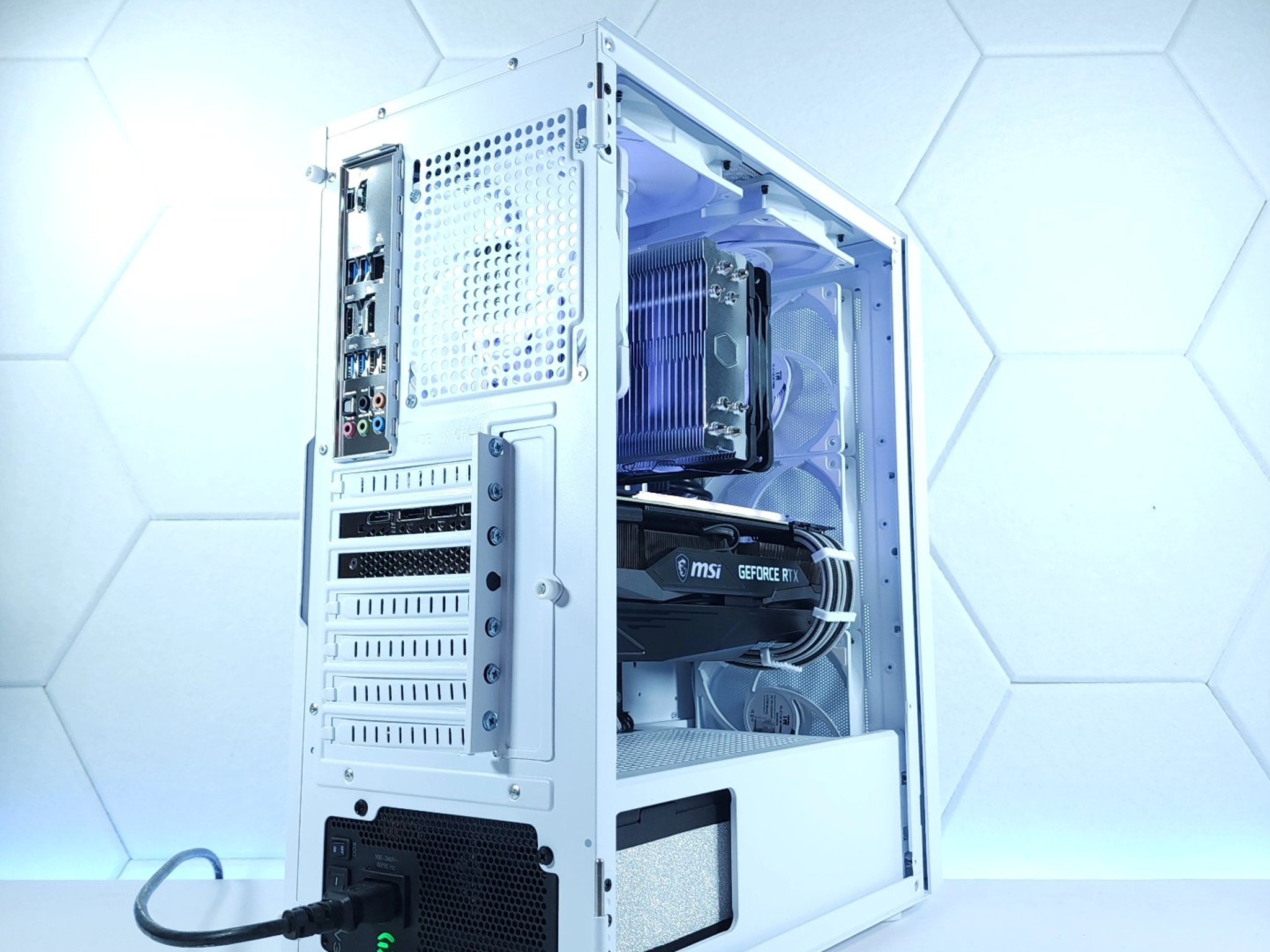 🤍RTX 3070 || Ryzen 5 5600GT || 1TB M.2 NVMe SSD || 32GB 3200MHz || 1080p/1440p Gaming Computer