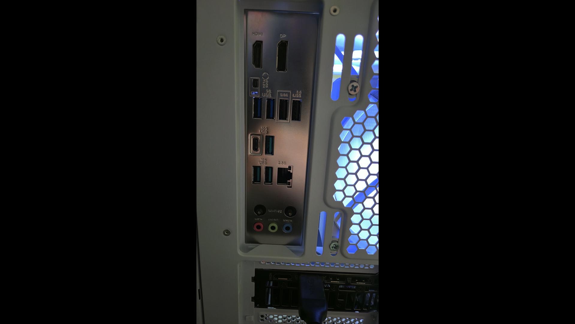 Gaming PC - 32GB DDR5 7200MHz CL34 - Ryzen 7600X - RTX 5060 OC - Windows 11 Pro
