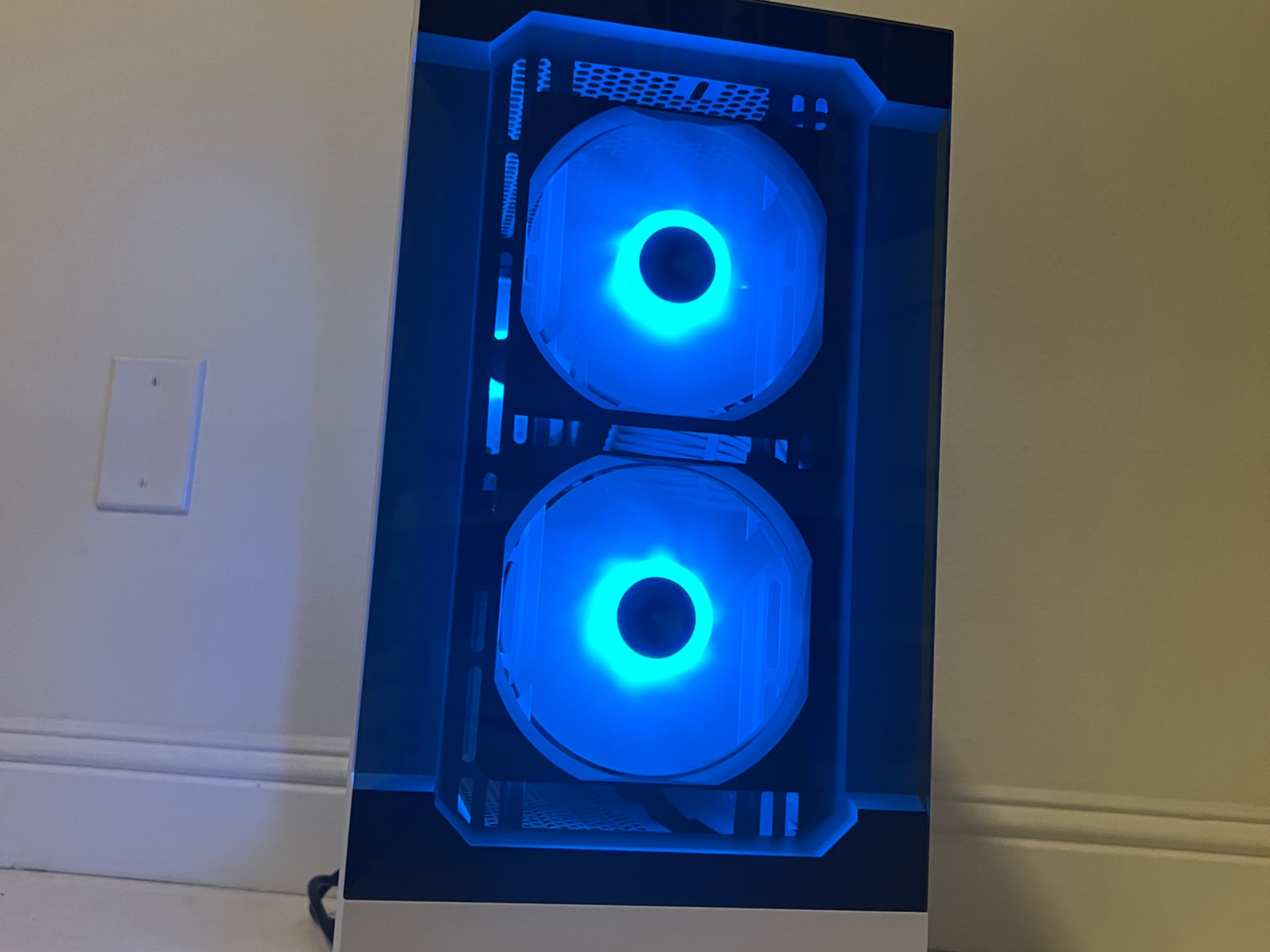 ❄️ Budget | RX 580 | i7 Equivalent | 16GB RAM | 512GB SSD