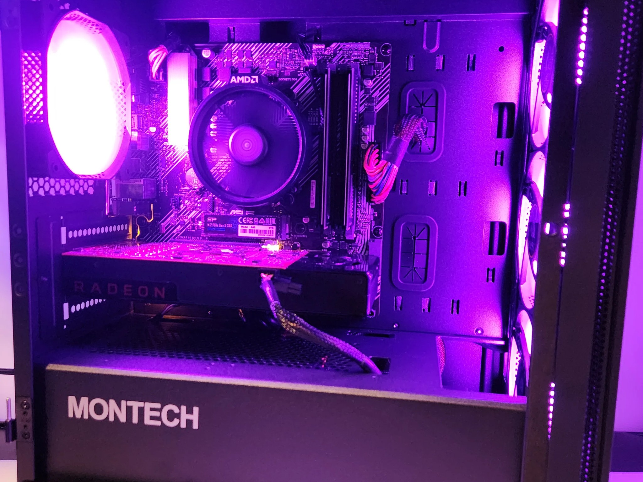 Budget Baller Gaming RIG Ryzen 5 3600 / 16GB DDR4/ 1TB SSD / RX570 8GB