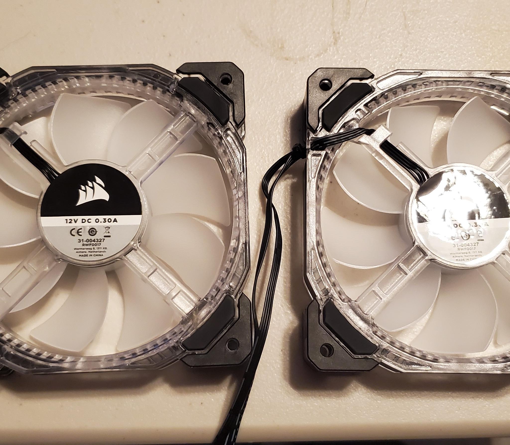 Corsair HD120 RGB LED High Performance 120mm 4pin PWM Fans (3-Pack with RGB Controller)
