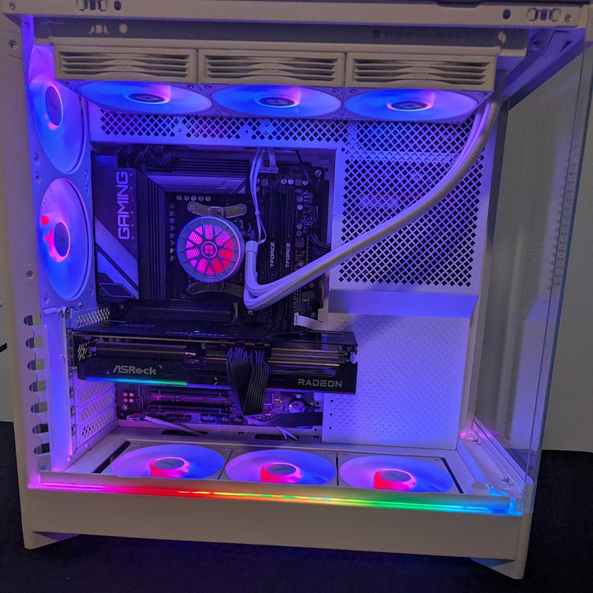 RX 9070-Ryzen 5 9600x-32 GB DDR5 6000-1 TB NVME mostly new Gaming PC
