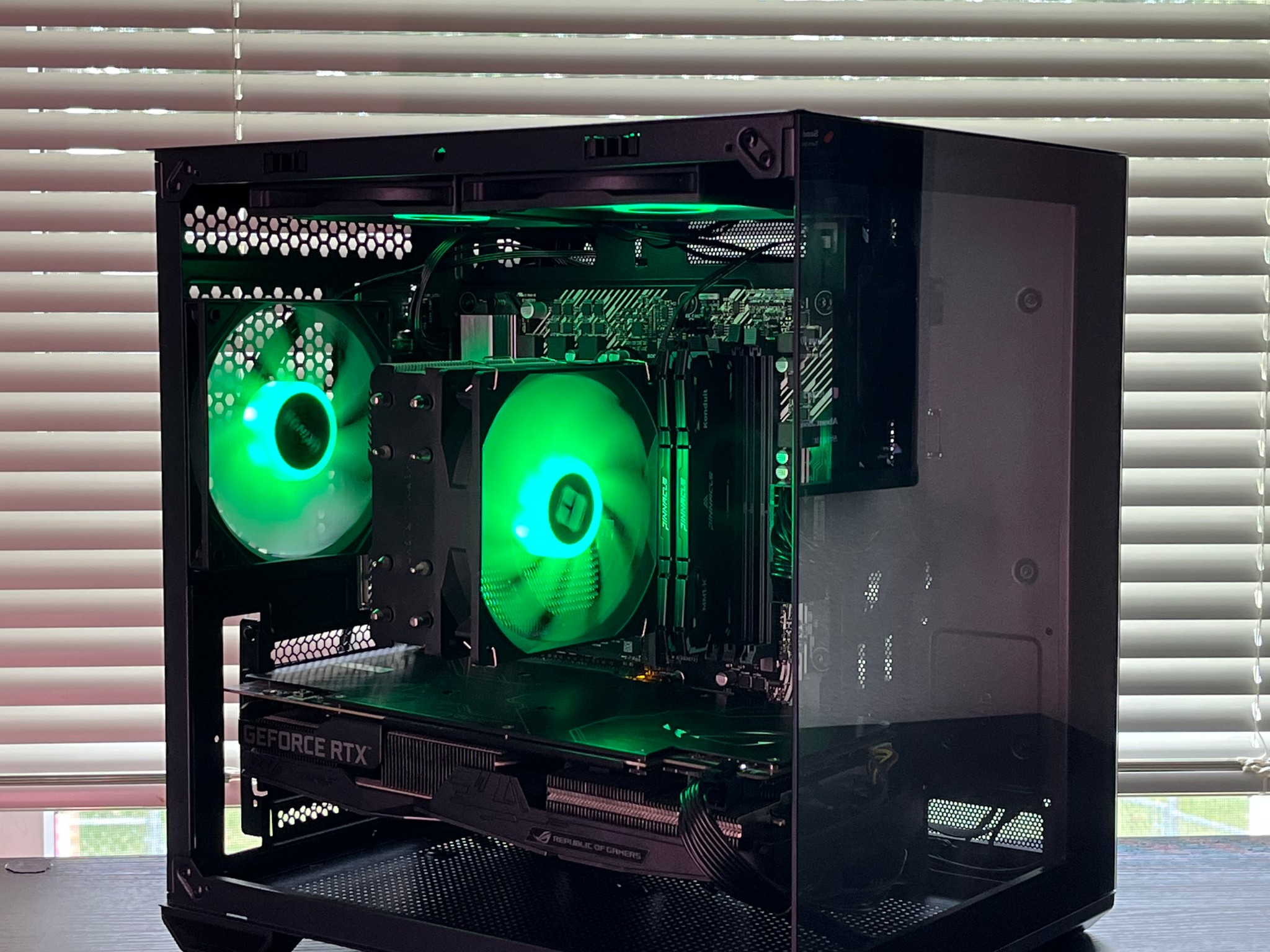 RTX 2060 / Ryzen 5 3600 / 32GB DDR4 / 1Tb