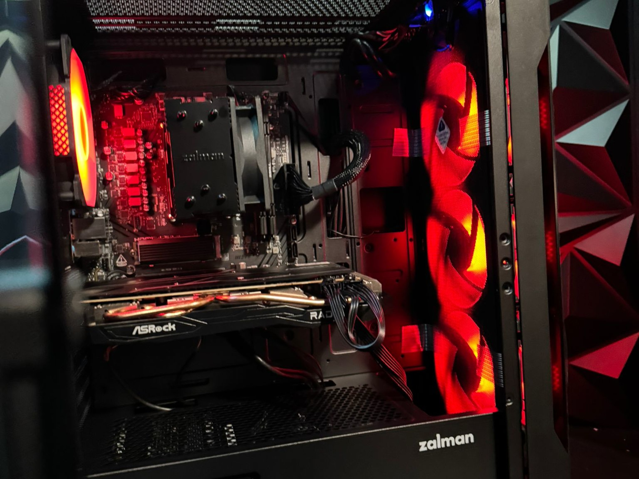 🟥🩸Red Leader🟥🩸1440P Gaming Ryzen 5 7600| RX 6700XT 12 GB| 32 GB DDR5| 1 TB NVMe