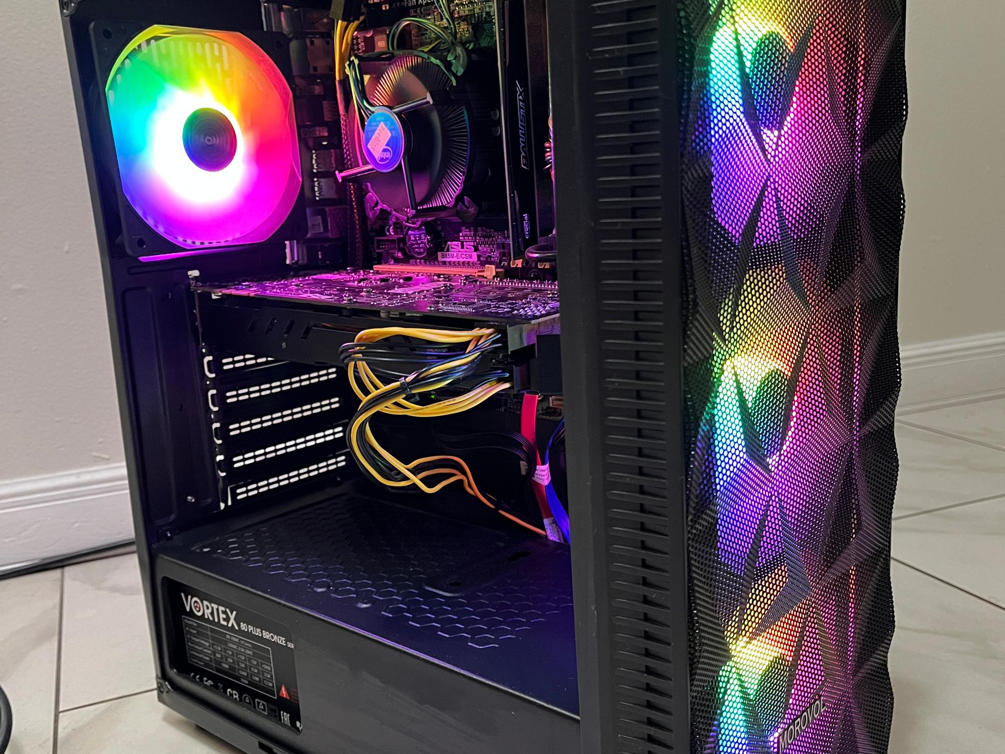 Budget Gaming PC-Intel i7-4790,NVIDIA GTX 770, 16GB RAM, 620GB Storage, w/ Wi-Fi & BT*Defective Case