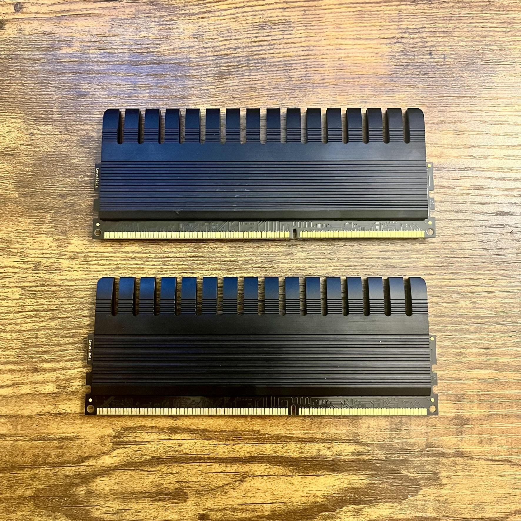 Crucial Ballistix Elite 16 GB (2 x 8 GB) DDR3-1866 CL9 Memory