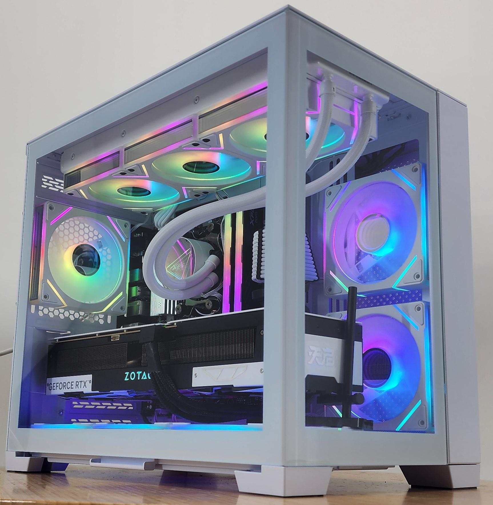 Gaming PC Ryzen 7 7800X3D 32GB RAM 2TB SSD RTX 5070 Ti 16GB Windows 11 Computer