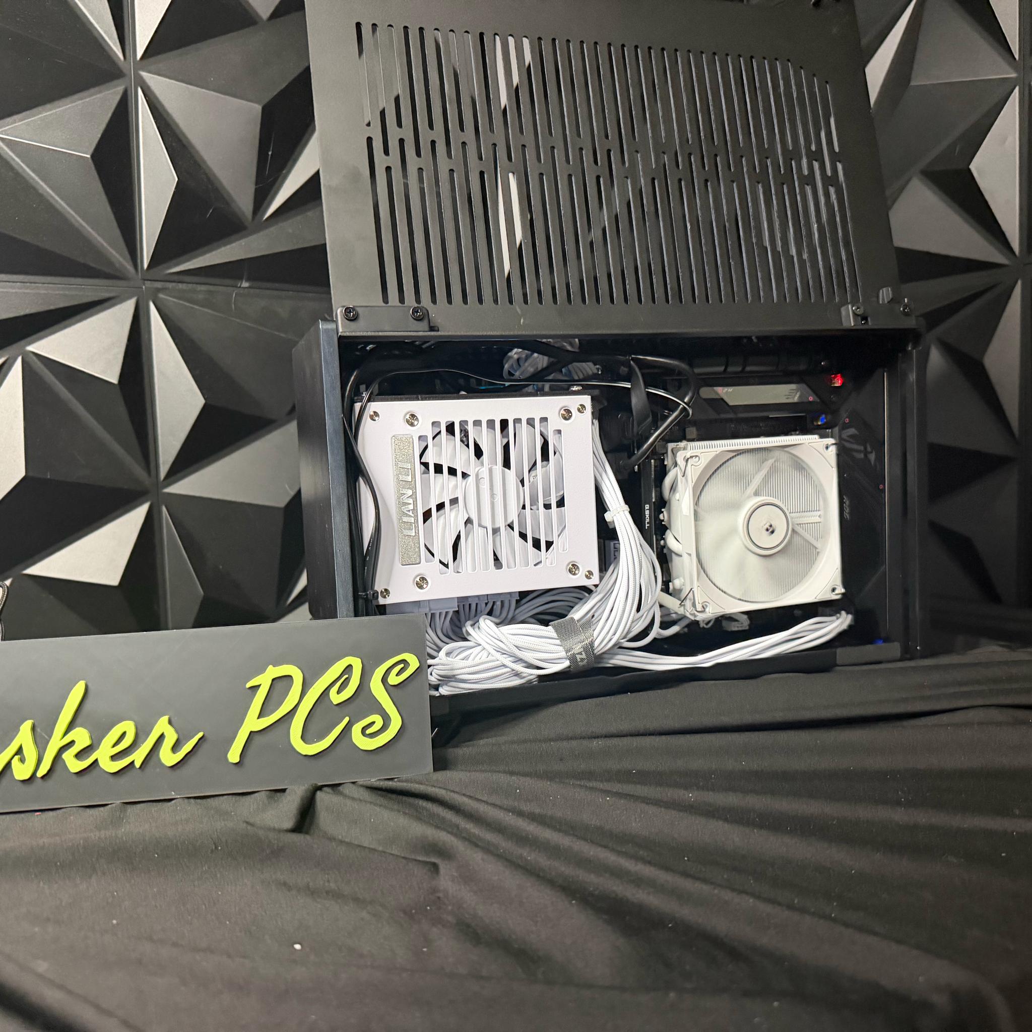 🖤 DARK OAK 🖤🌲 Ryzen 7 7700| RX 9070XT| 32 GB DDR5| 1.25 TB NVME| 850W PSU