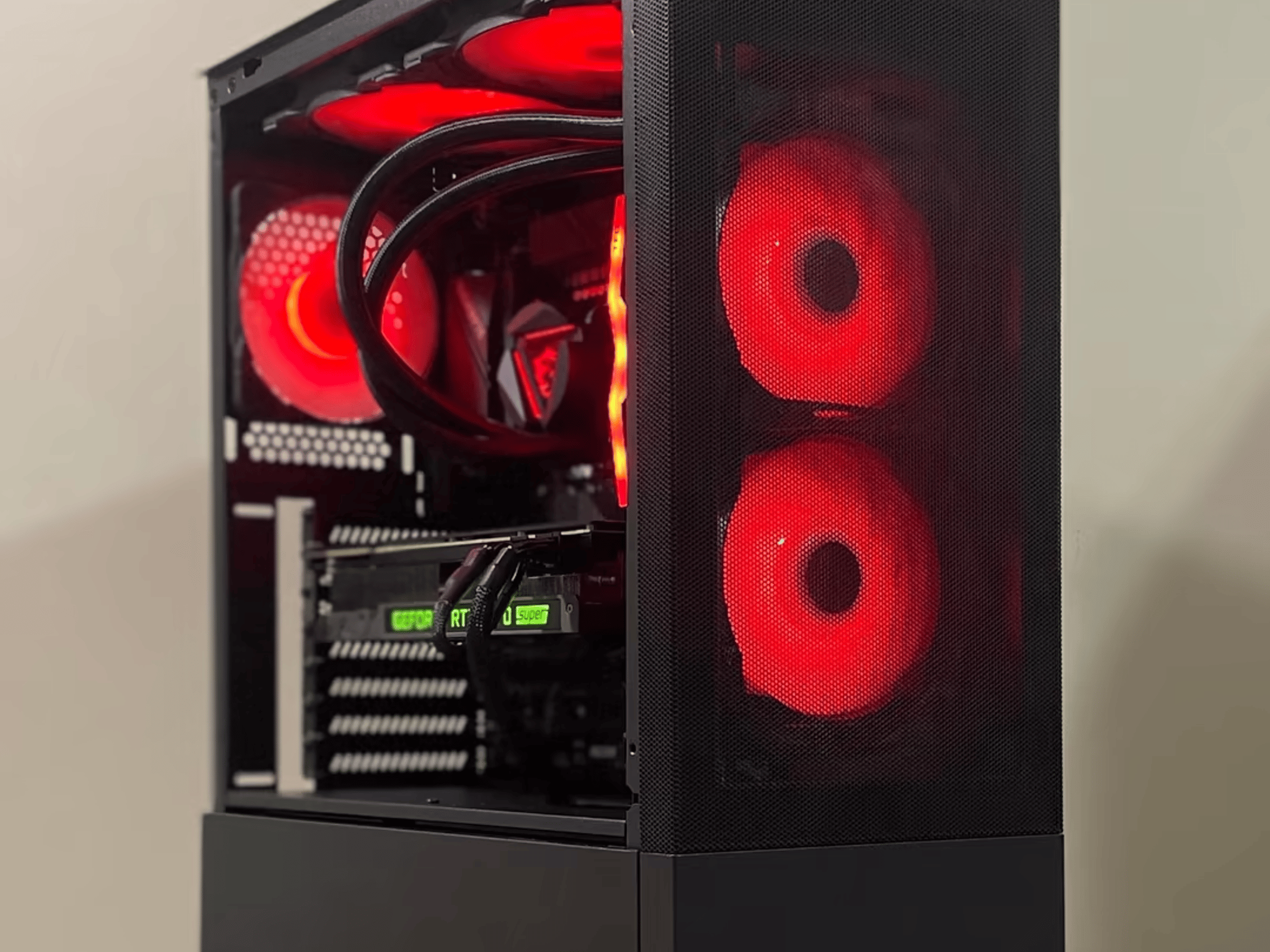 The Continental 🏨/ RTX 2070 Super 8GB, i5 10400 Gaming PC