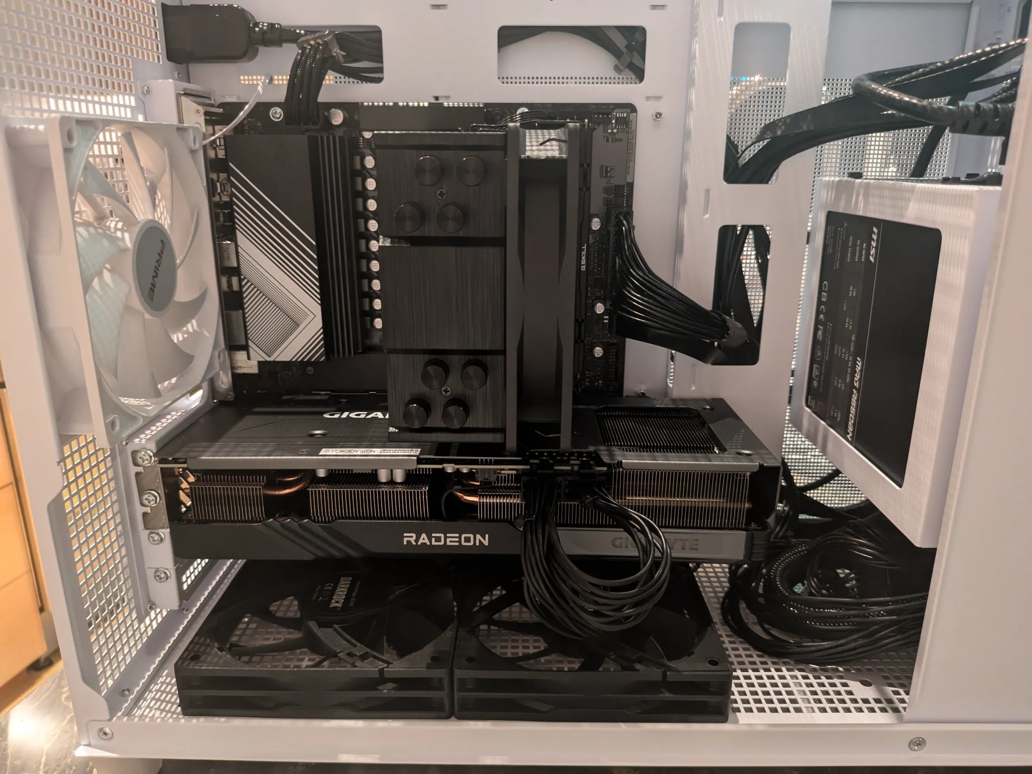 ASUS Prime Gaming PC - Ryzen 5 7500F, AMD Radeon RX 7600XT, 32 GB DDR5, 2 TB
