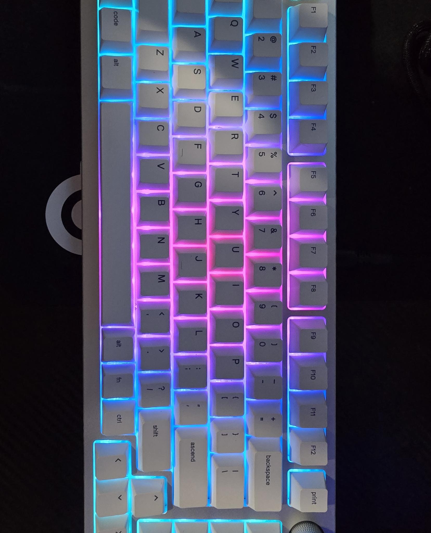 GMMK Pro ICE WHITE