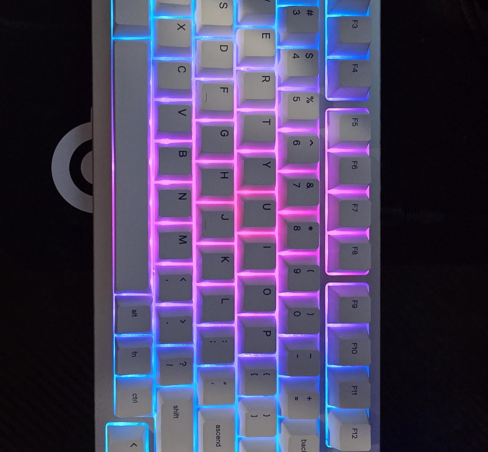 GMMK Pro ICE WHITE