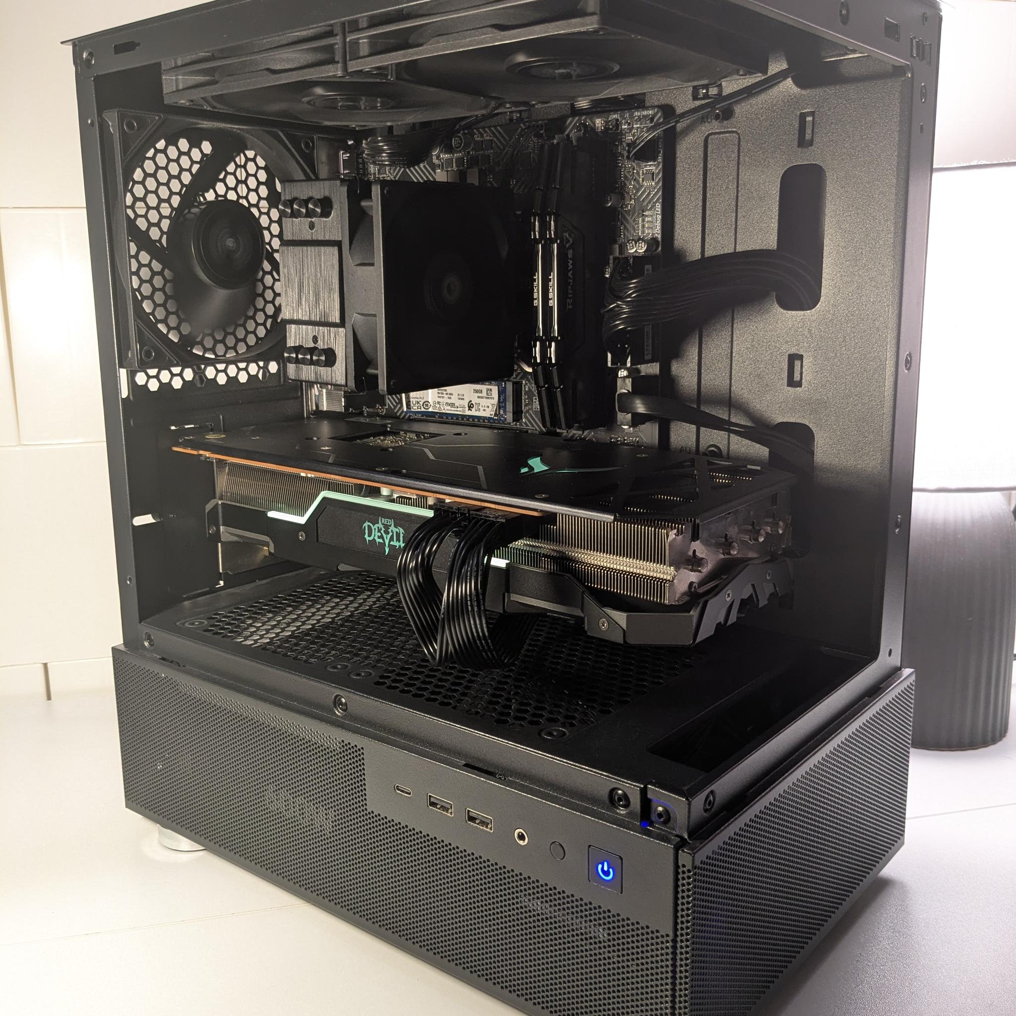 Gaming Pc-i5-14400 5700 XT 32gb DDR4 1tb Storage