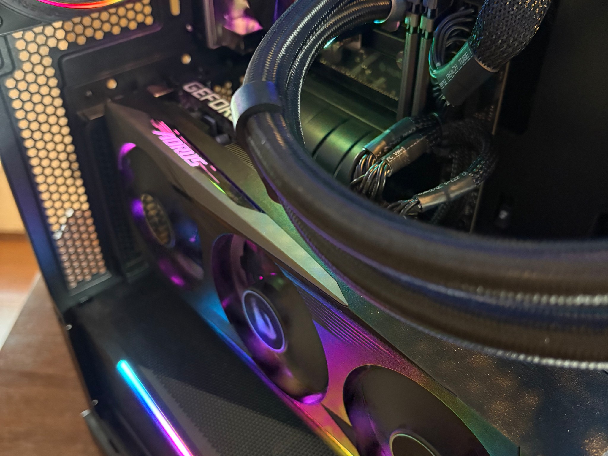 🥷STEALTH🥷 | I5 14600K | RTX 3060 TI | 16GB Ram | 2TB