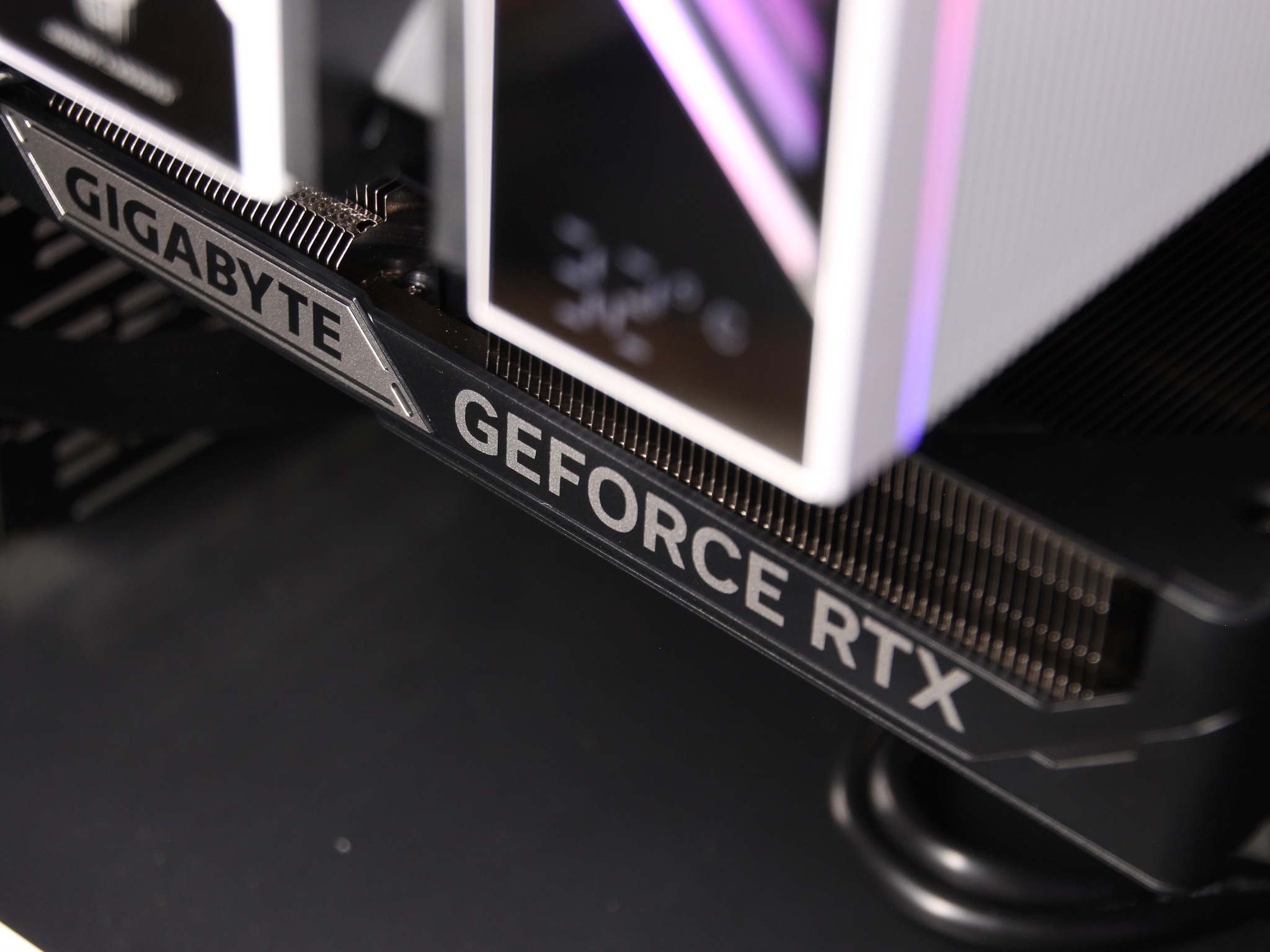 𝑽𝑰𝑷𝑬𝑹 // Core i5-12600K, RTX 5060 Ti 16GB // Upper Mid-Range Gaming PC