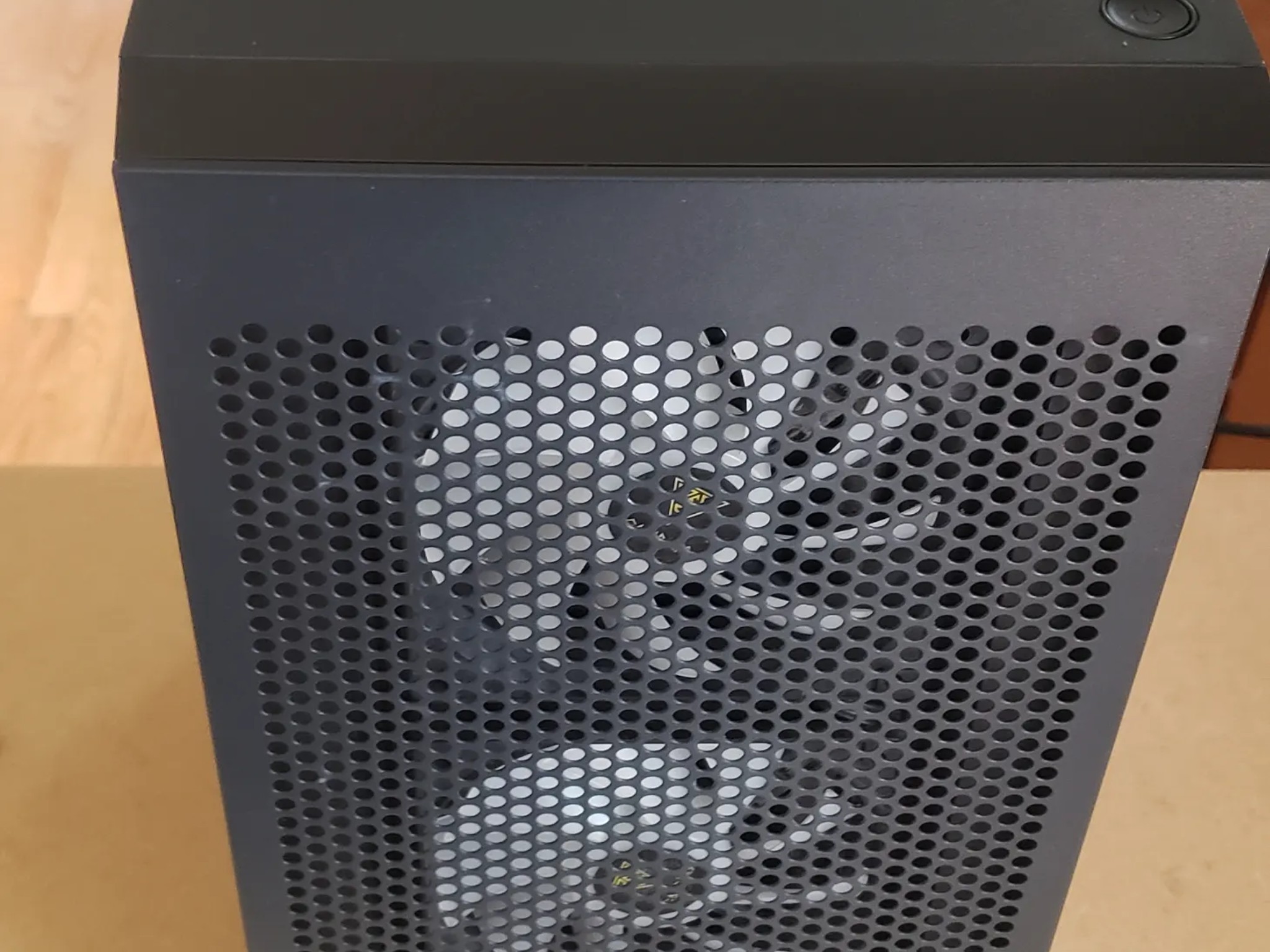 Xeon CPU 12 core GTX 1070 32GB DDR4 budget gaming pc