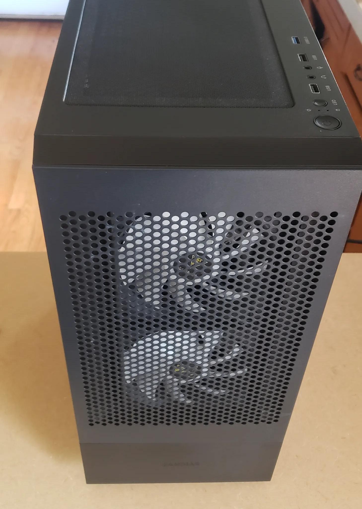 Xeon CPU 12 core GTX 1070 32GB DDR4 budget gaming pc