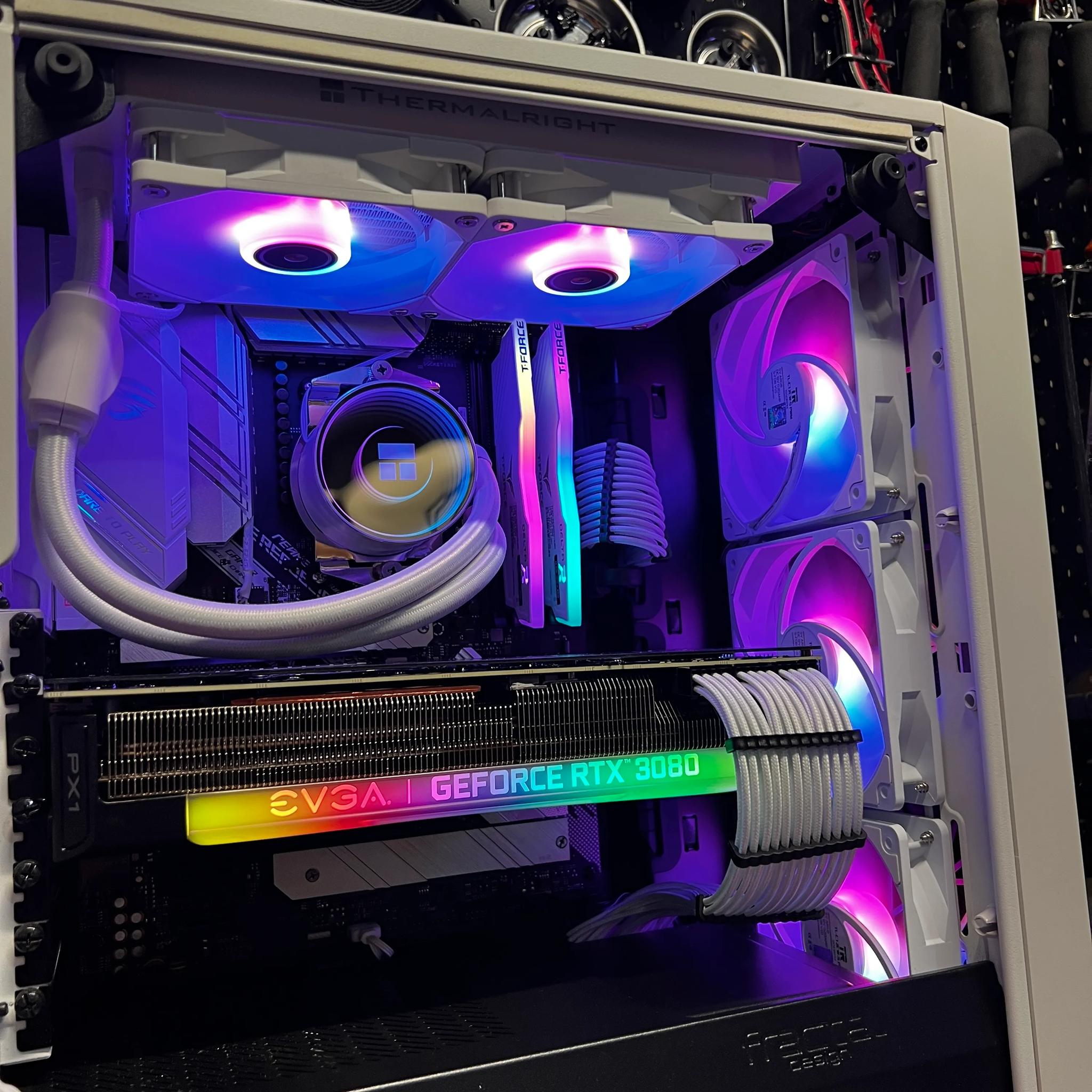 Panda || Ryzen 9 3900X + EVGA RTX 3080 FTW3 Ultra