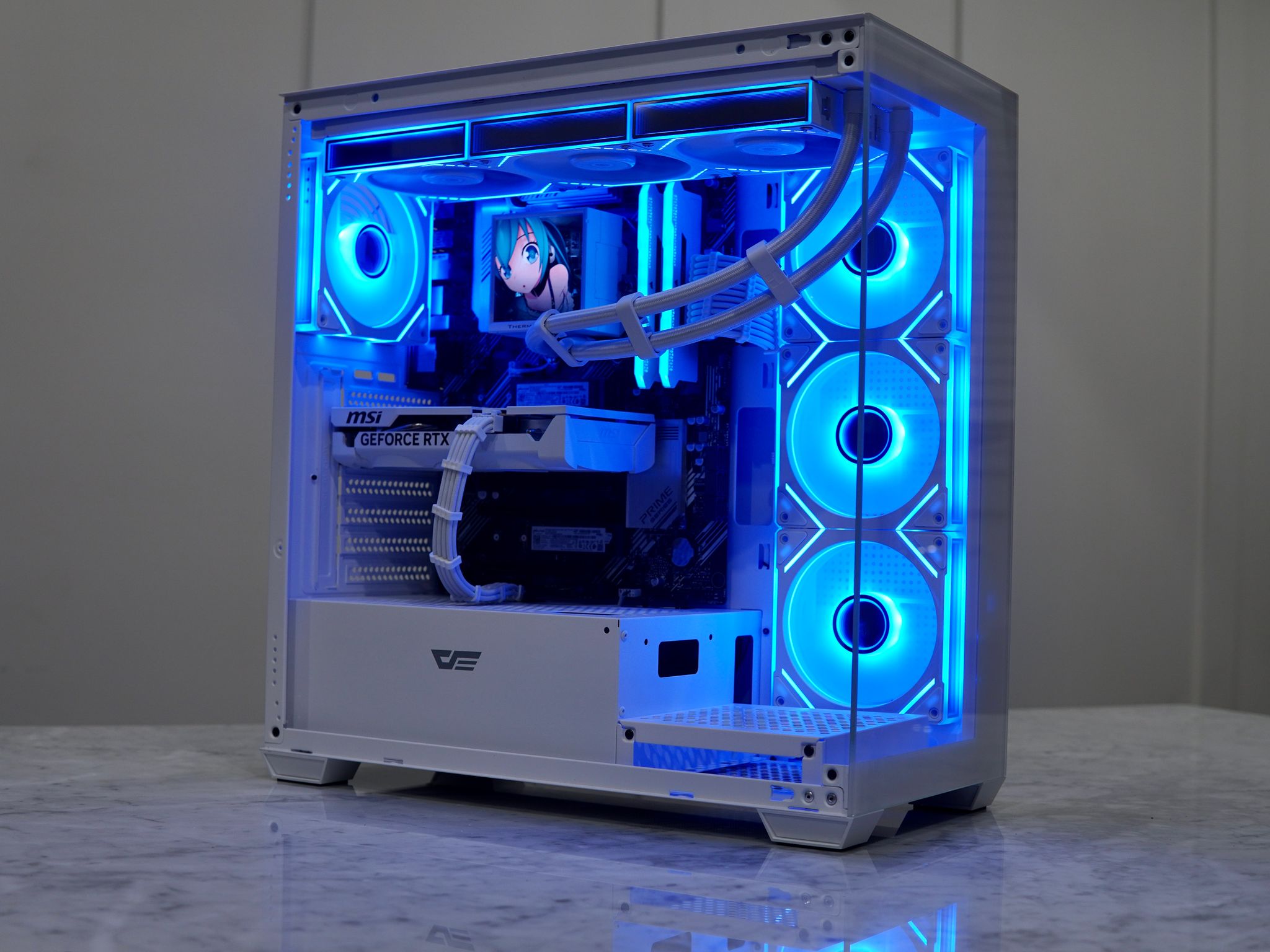 RTX 5060 8gb, Ryzen 5 5600X3D, White Gaming PC