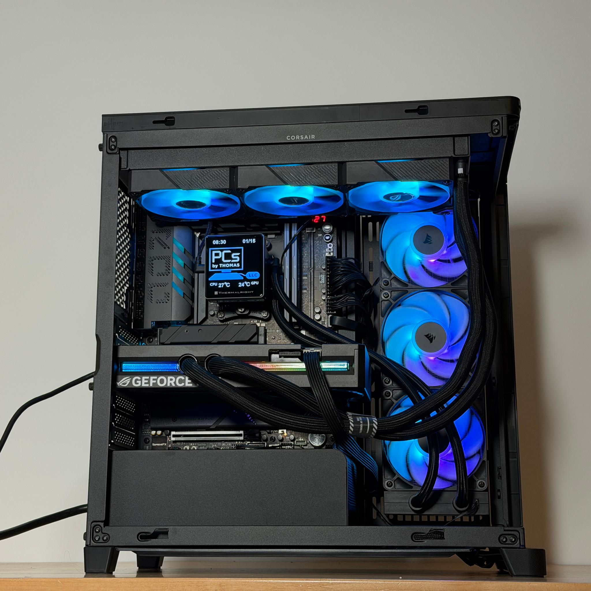 RTX 5090 Astral Liquid Cooled, Ryzen 7 9800x3d Gaming/Workstation PC
