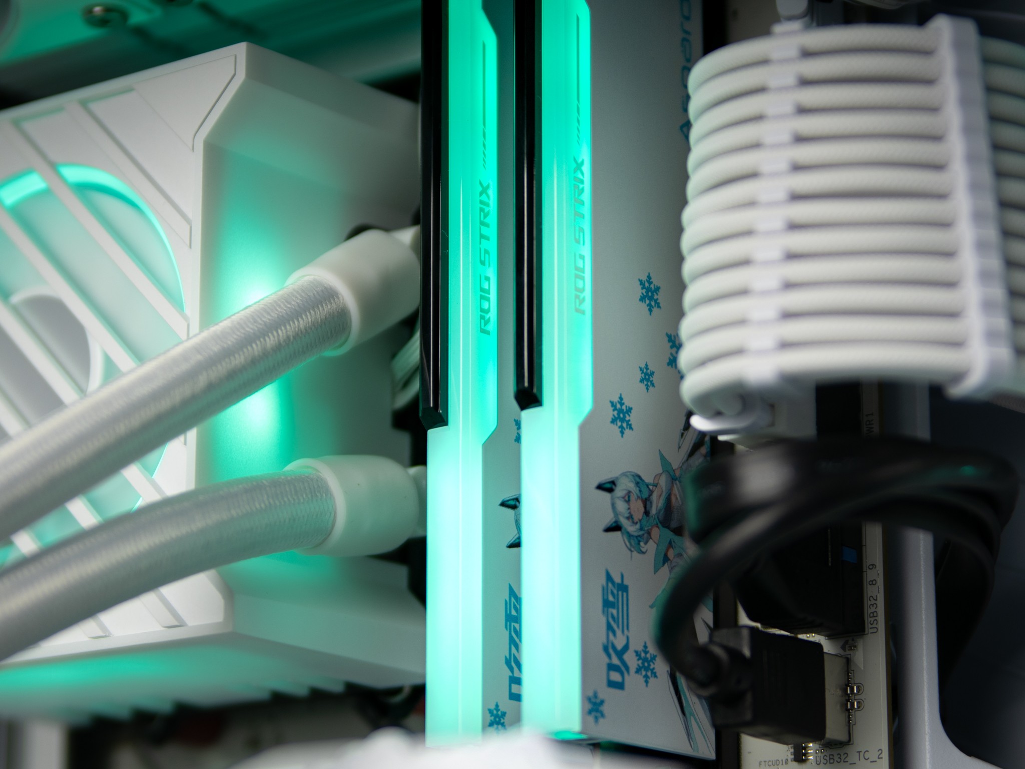 “Ghosthue” RX 7900 GRE Ryzen 7 7700 32GB Windows 11 2TB Workstation Gaming PC