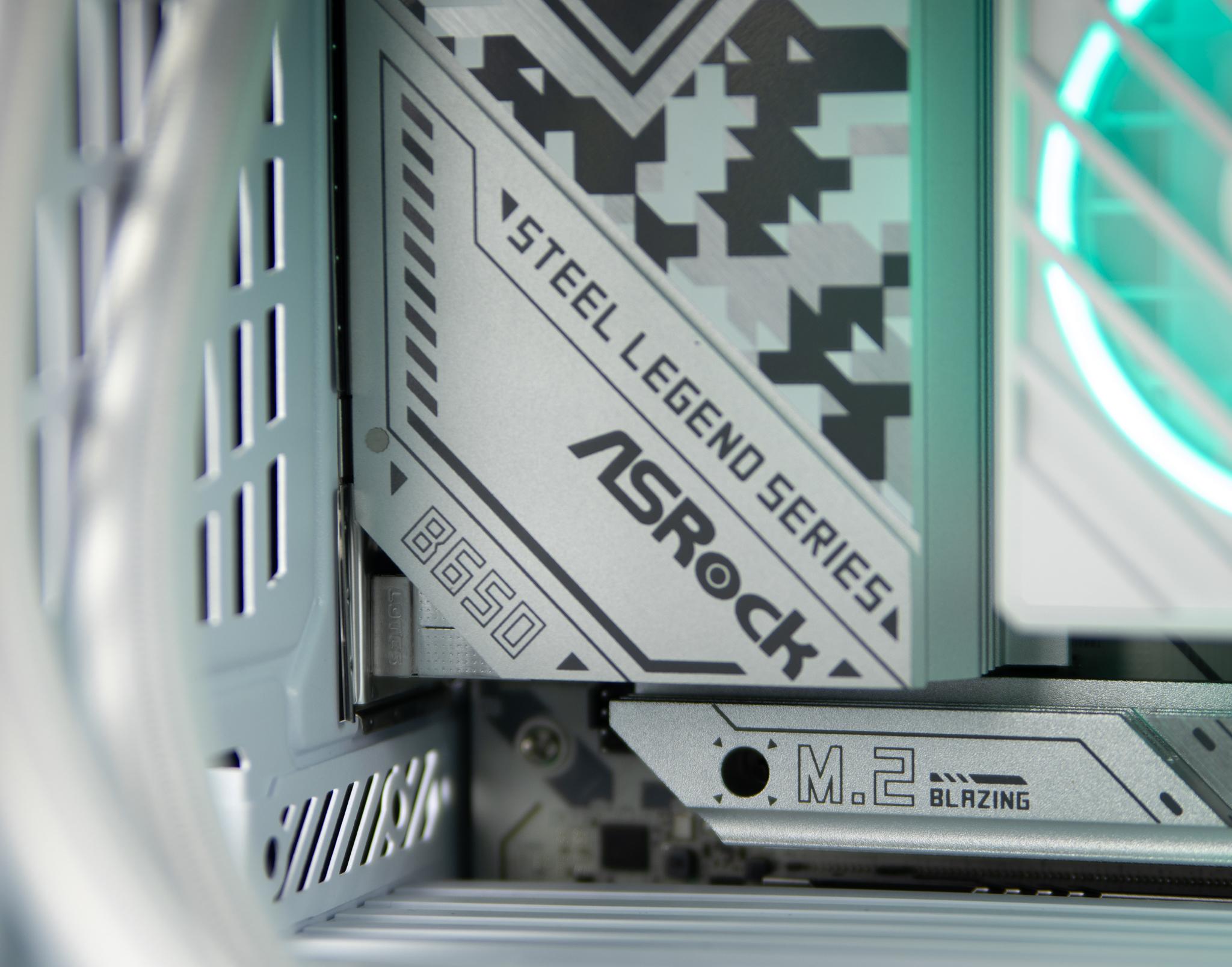 “Ghosthue” RX 7900 GRE Ryzen 7 7700 32GB Windows 11 2TB Workstation Gaming PC