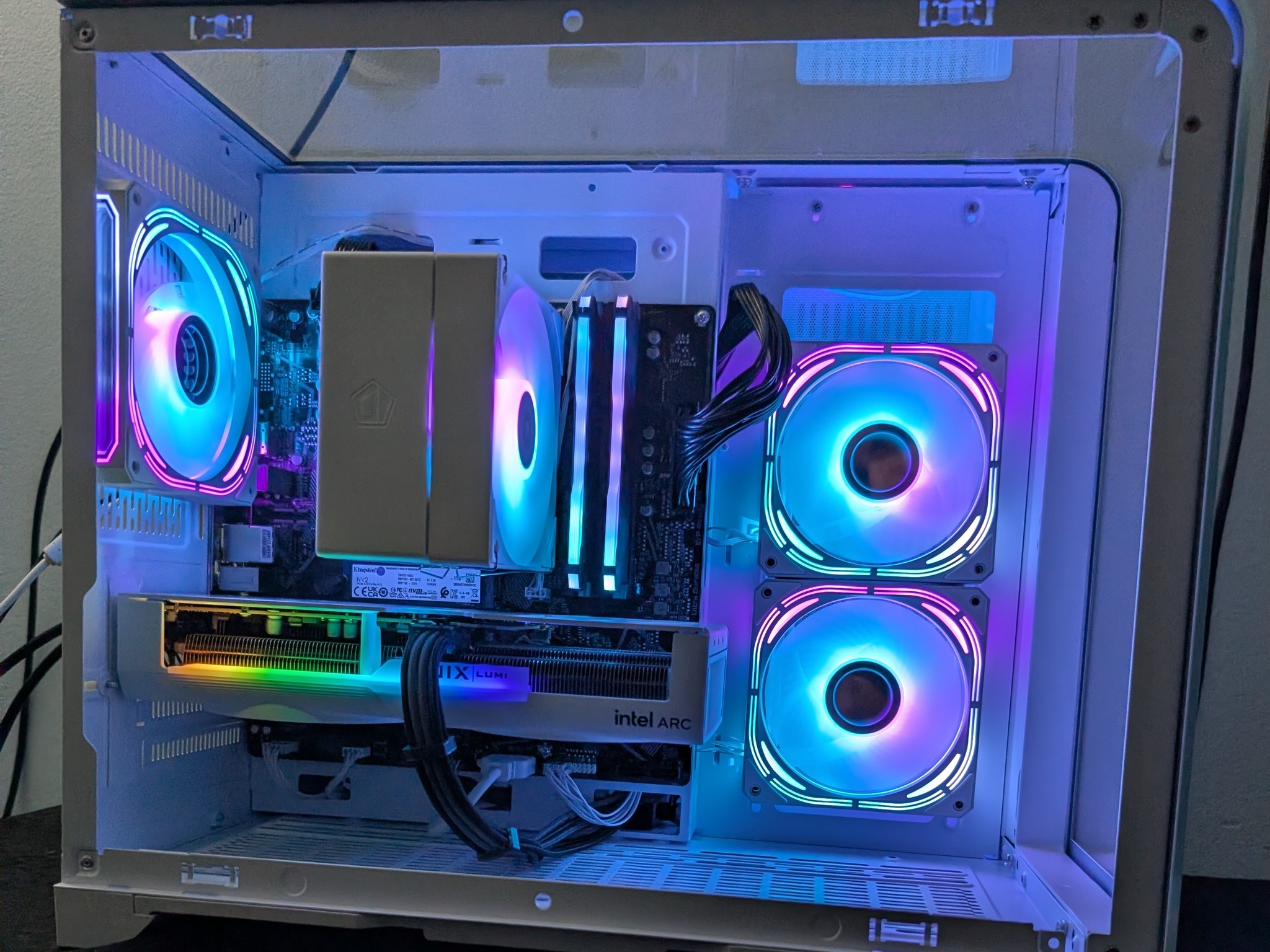 Arc B580-Ryzen 7 5700x-32GB DDR4 3200-1 TB NVME Compact Gaming PC