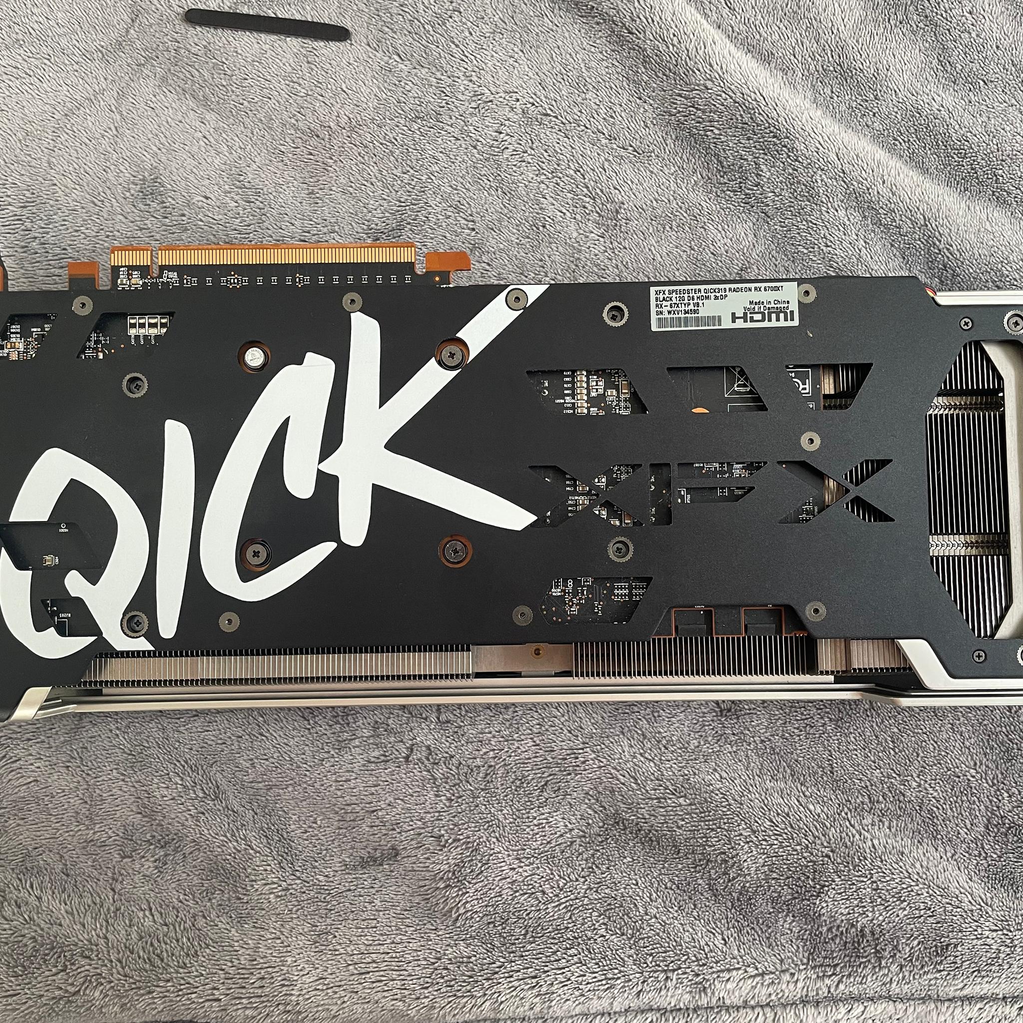 XFX QICK 319 6700XT