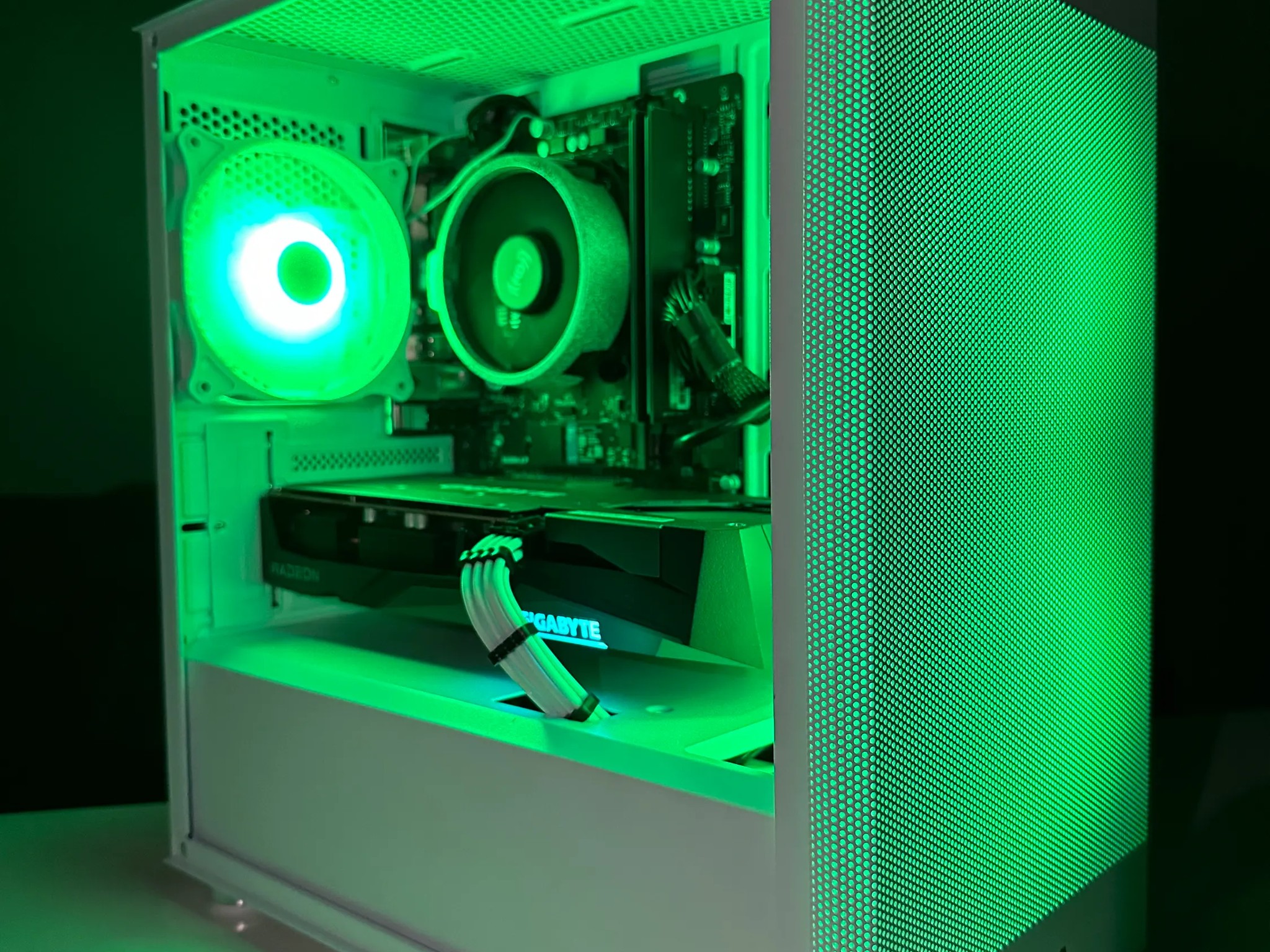 Budget Beast 🌌|Ryzen 5 5500| RX 7600| 16GB DDR4-3600 CL18| 1TB SSD | Win10