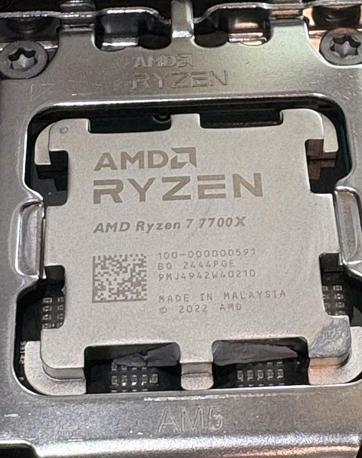 Ryzen 7 7700X + B650 Gaming X AX V2 + 32GB DDR5 Bundle