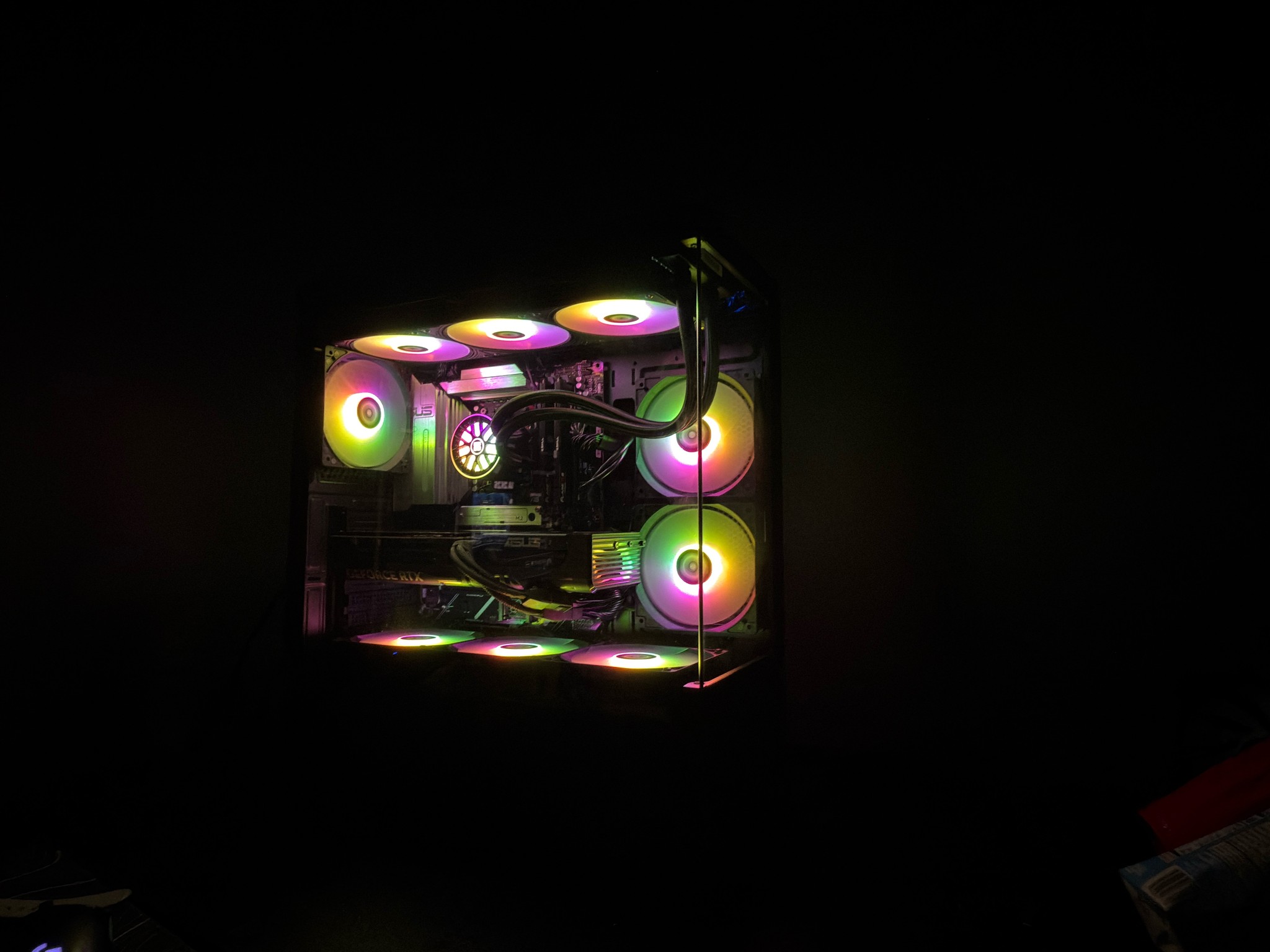 High End 5070/7600x3D/2TB/32GB DDR5 Gaming Pc