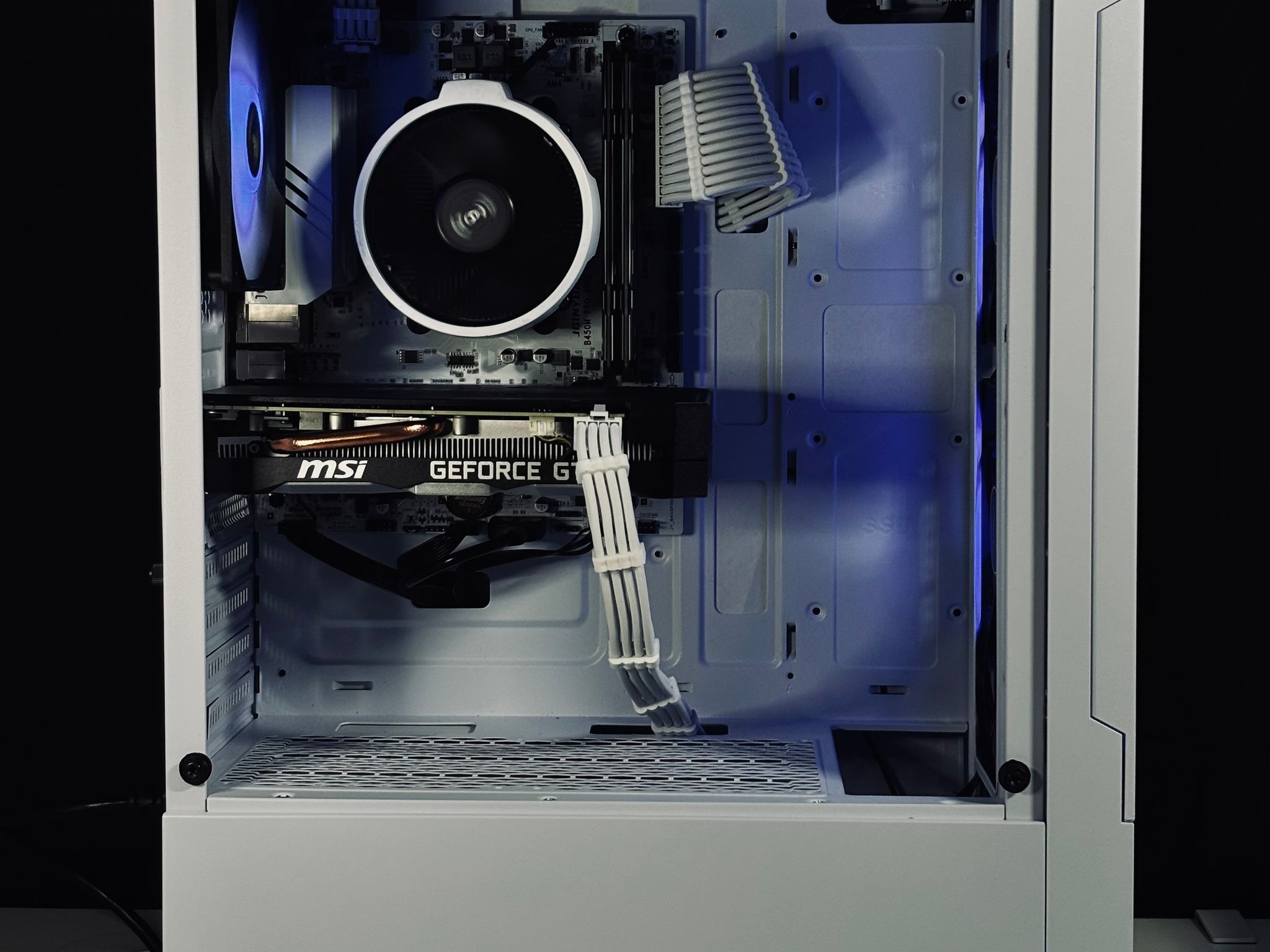 🌊 aquamarine🌊 GTX 1660 / Ryzen 5 2600 / 16gb Ram / Gaming pc🌊