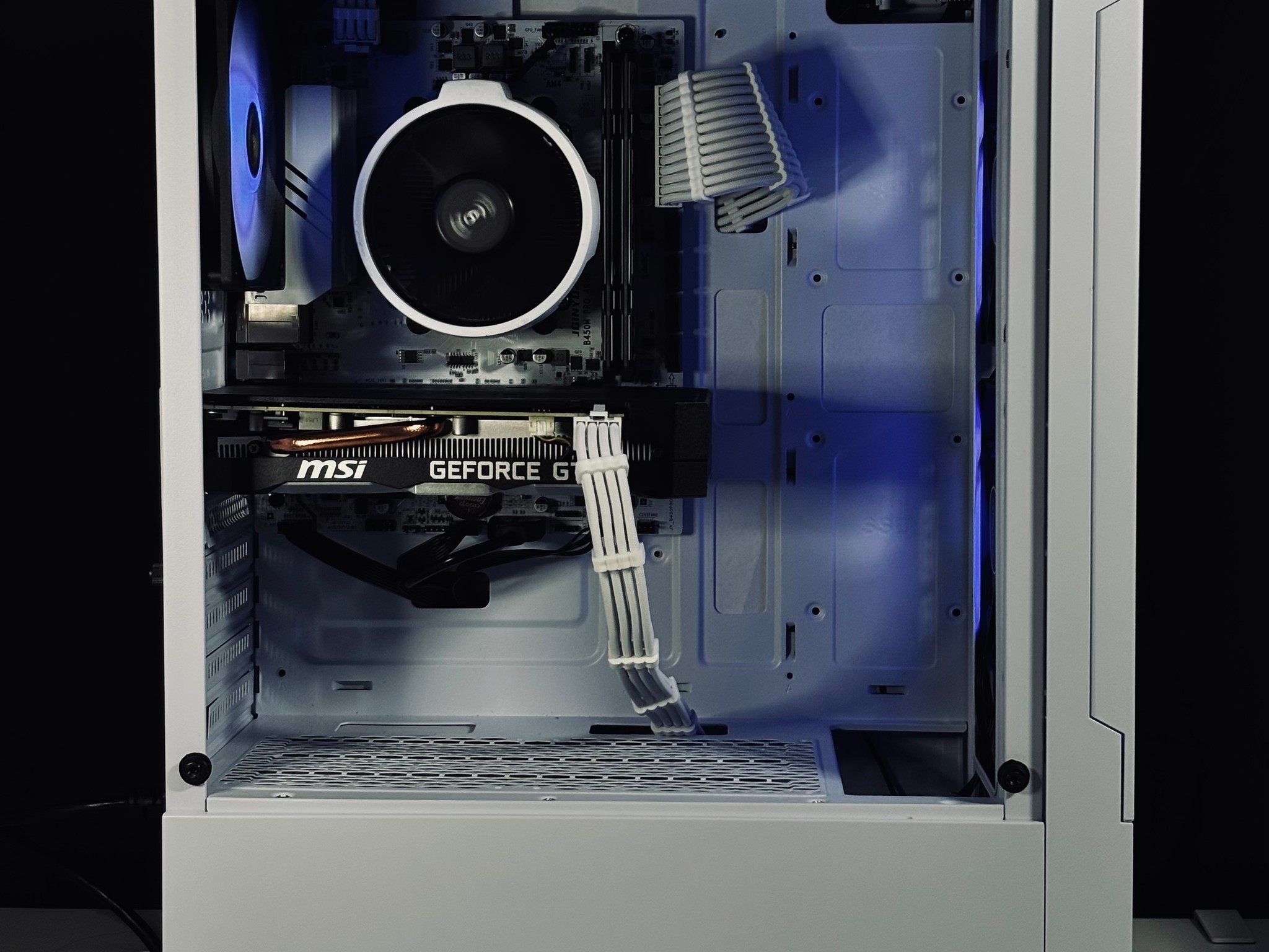 🌊 aquamarine🌊 GTX 1660 / Ryzen 5 2600 / 16gb Ram / Gaming pc🌊
