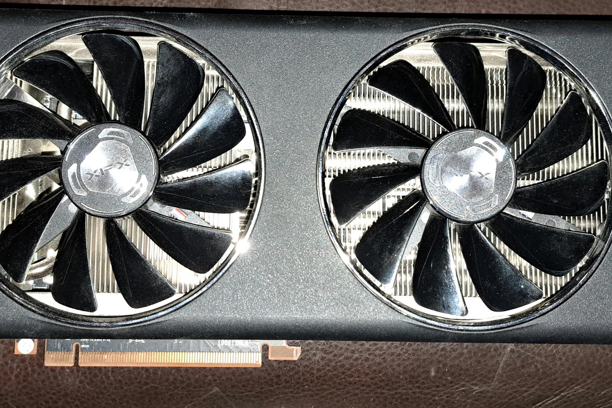 XFX Thicc II Radeon RX 5700 XT