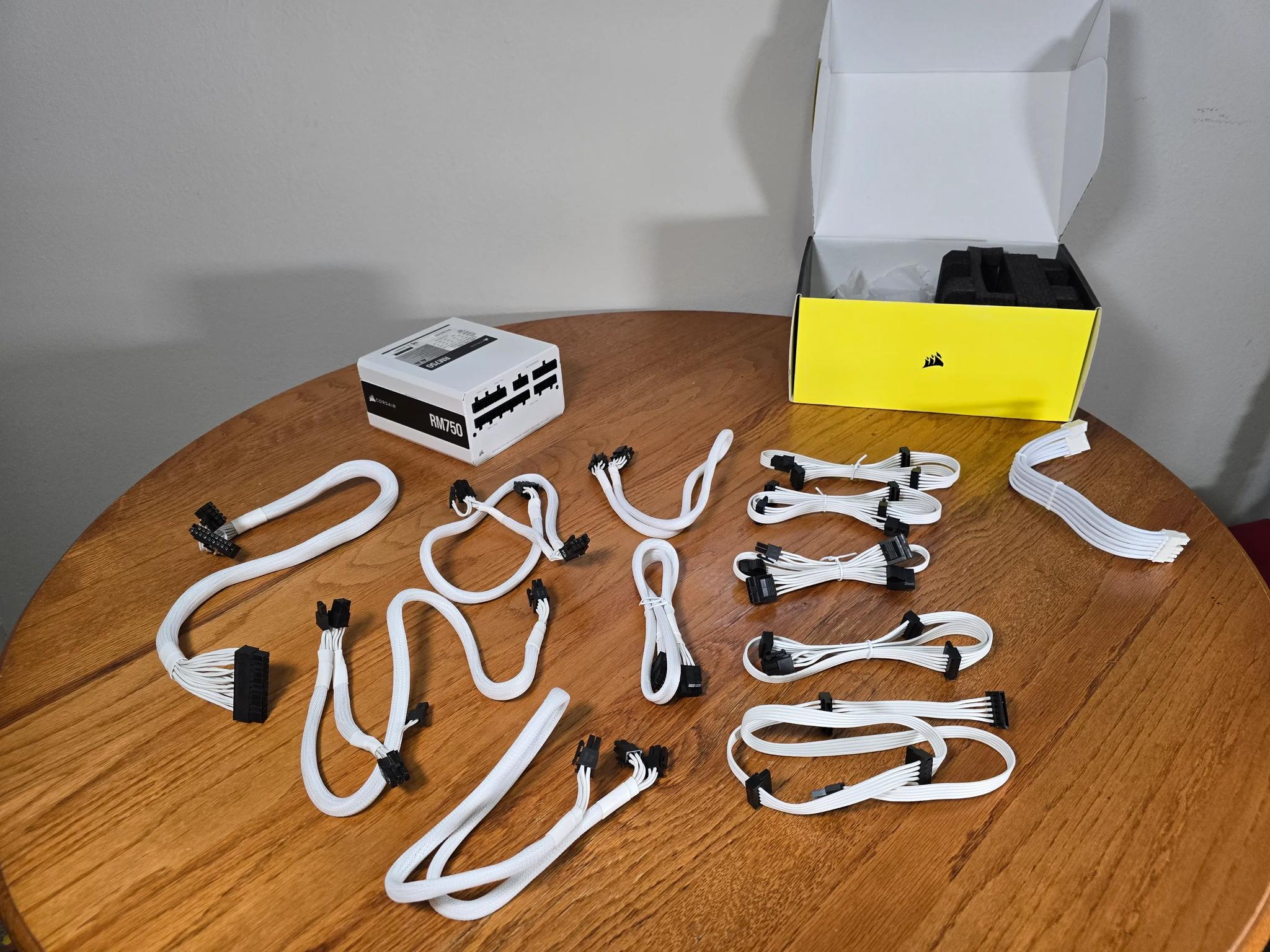 Corsair RM750 750W 80+ Gold Fully Modular ATX Power Supply w/ Custom CPU 8+4 Cable Extension!