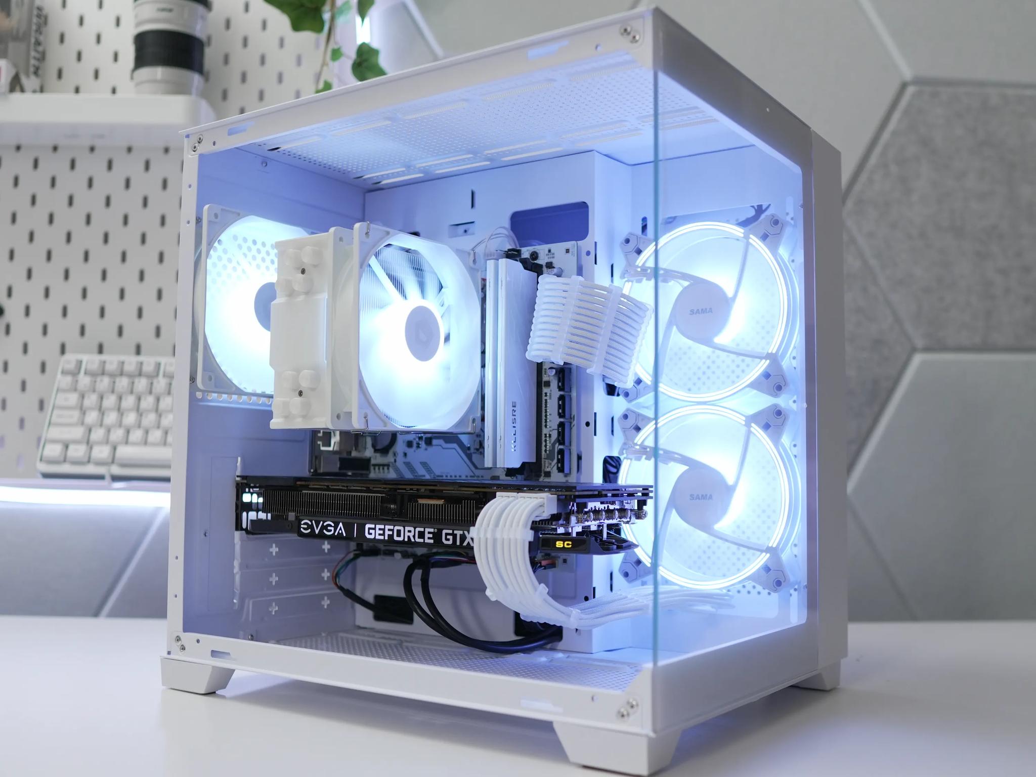 ⚪️⚪️ GTX 1080TI | RYZEN 5 3600 | 16GB RAM | WIFI |