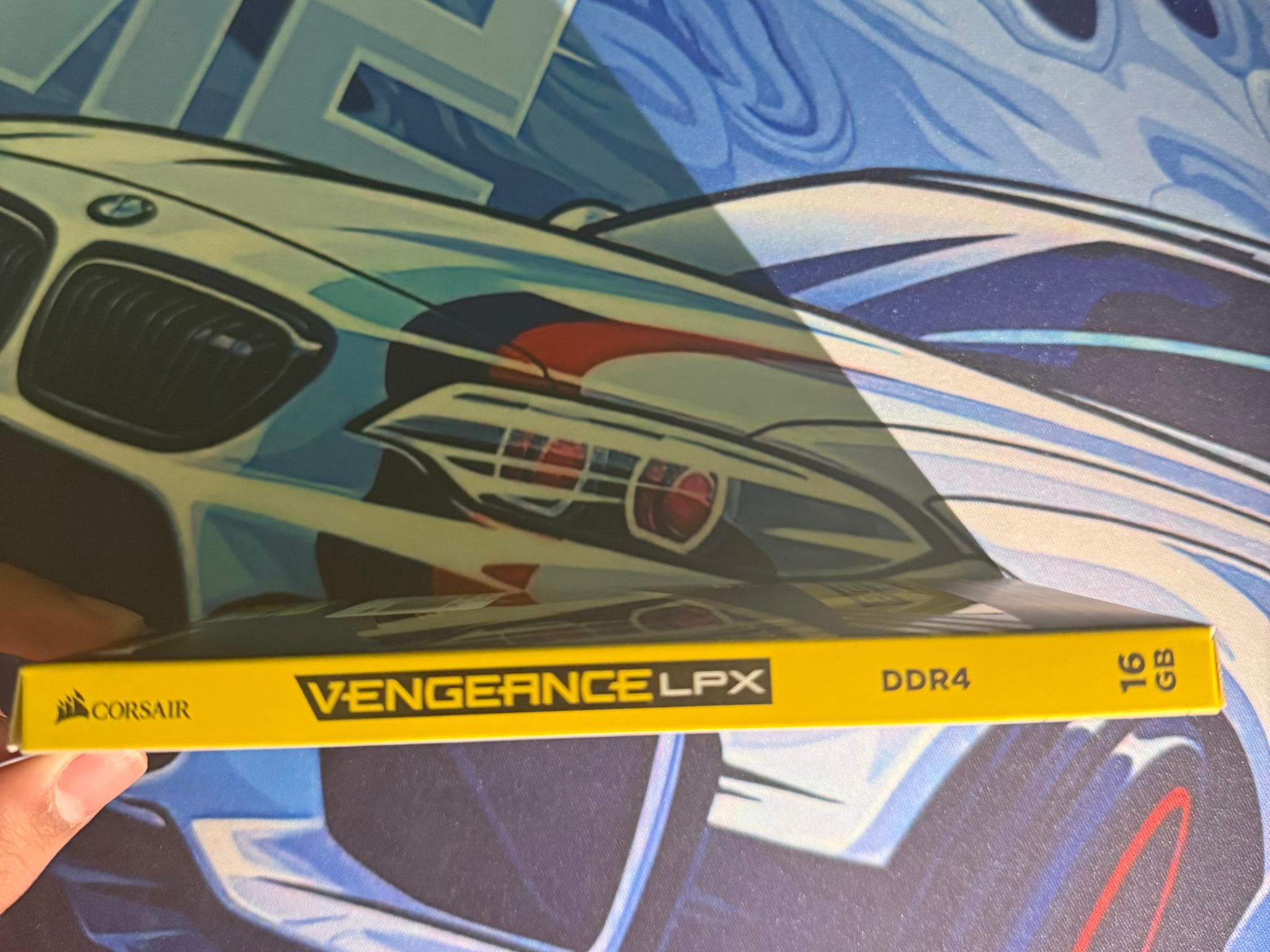 CORSAIR VENGEANCE LPX 16GB DDR4 RAM
