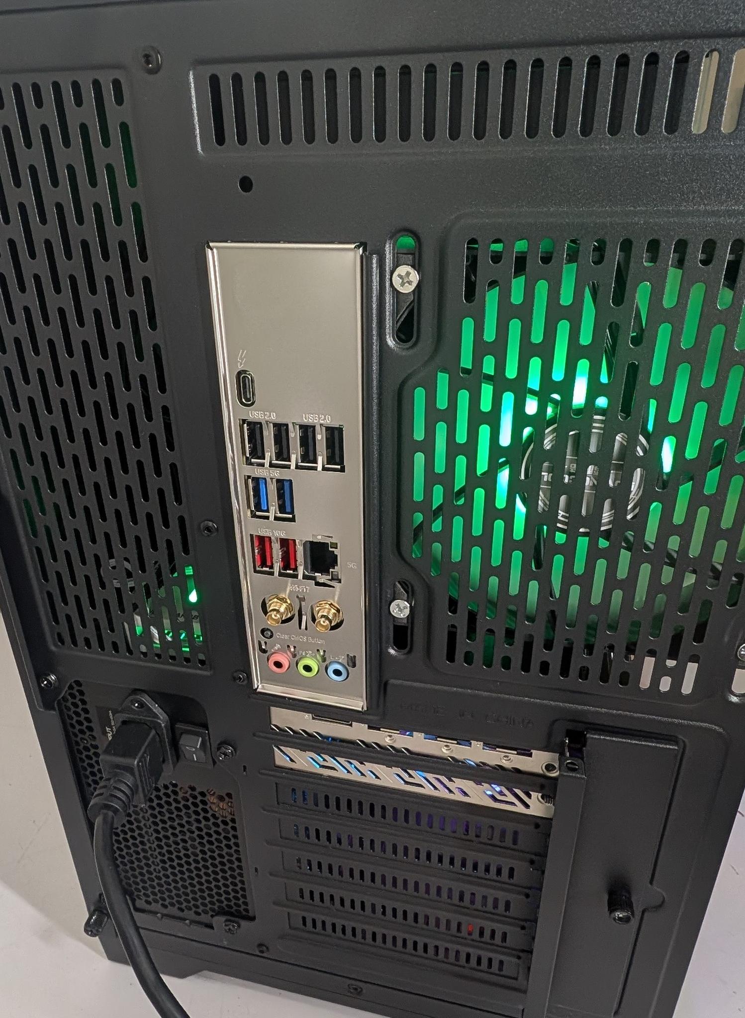 9070XT 16GB | CORE ULTRA 5 245KF | 16GB DDR5 | 1TB NVME | 360MM AIO | 850W 80+ GOLD