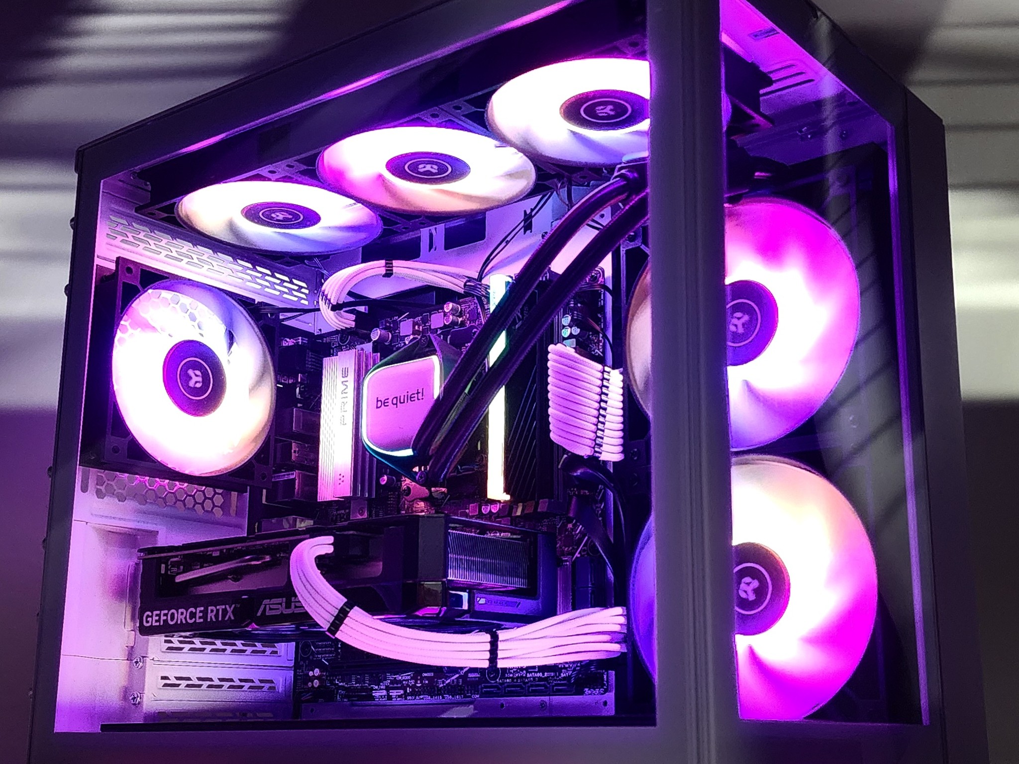 Gaming PC Ryzen 7 7700X 16GB RAM 1TB SSD RTX 5060 Ti 16GB Windows 11 Computer