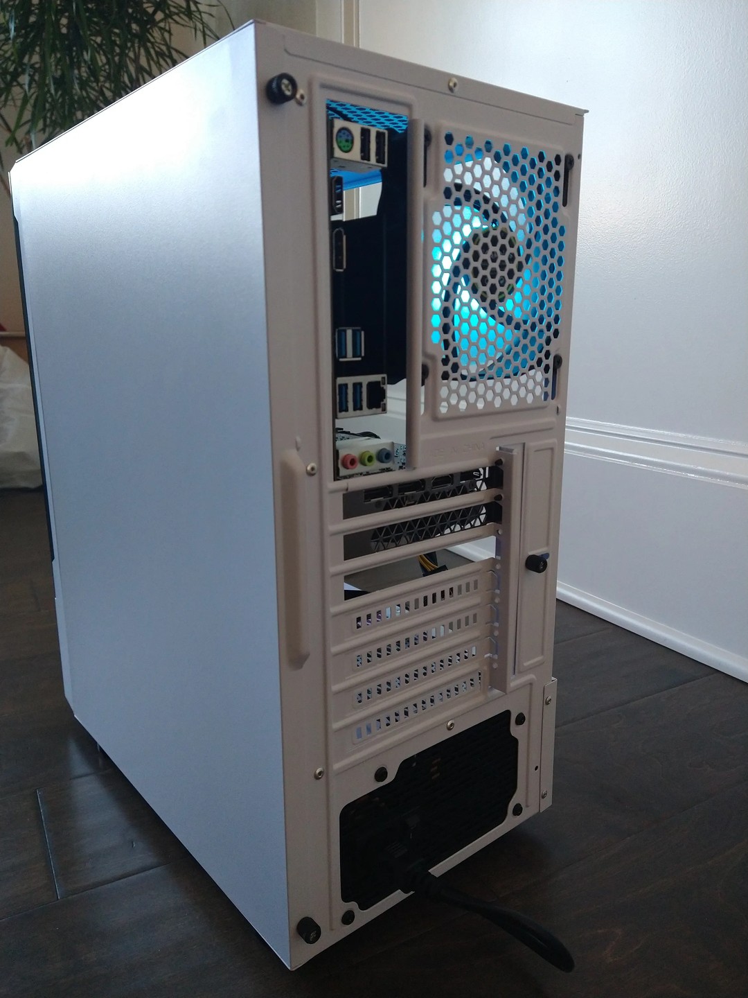 Mid-Range Gaming PC (Intel i3-12100F + GTX 1660 Super) - 16GB Ram